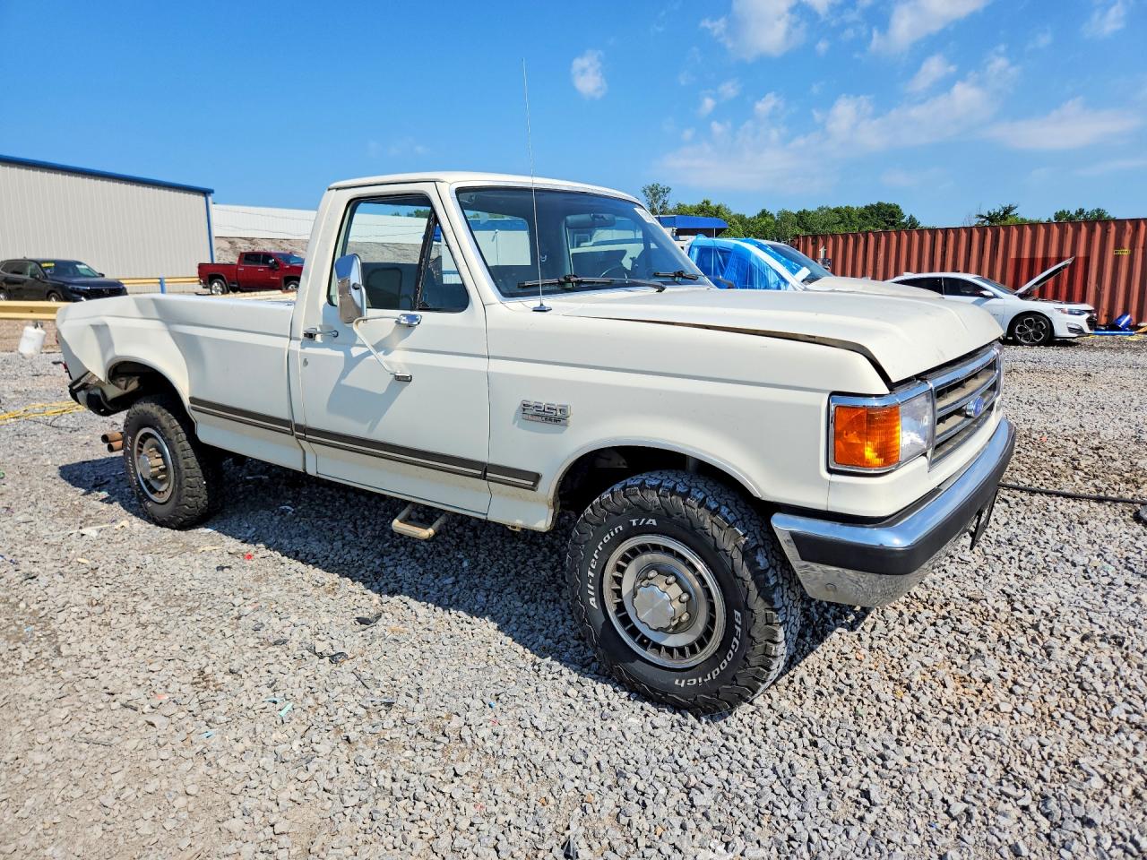 1989 Ford F250 White vin: 1FTHF25H9KLB21509