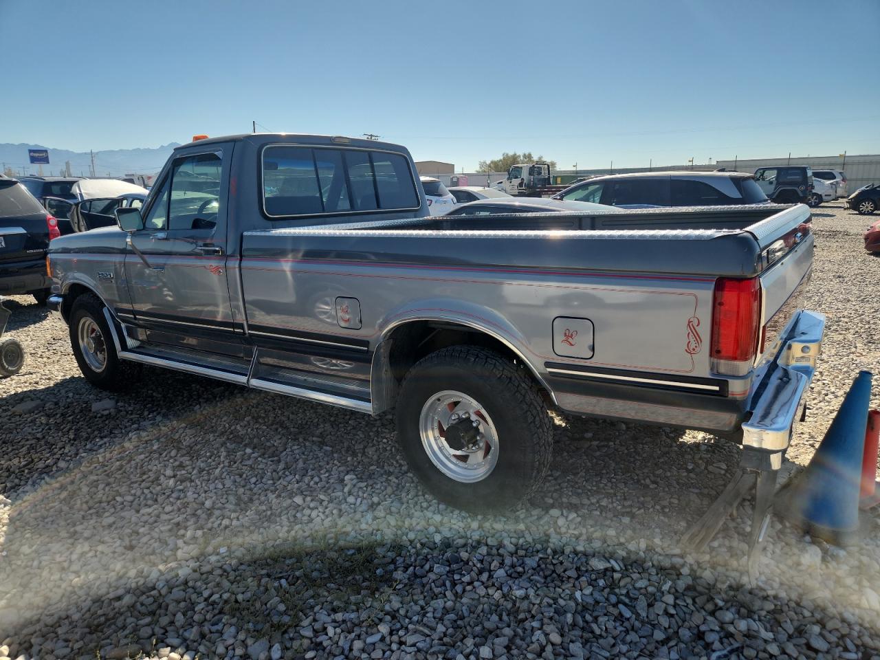 1987 Ford F250 Gray vin: 1FTHF25L6HPA75000