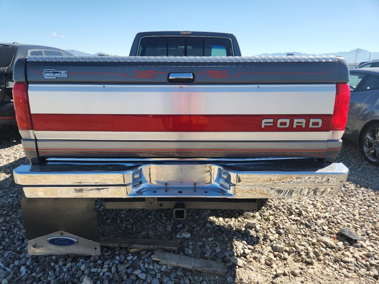 1987 Ford F250 Gray vin: 1FTHF25L6HPA75000