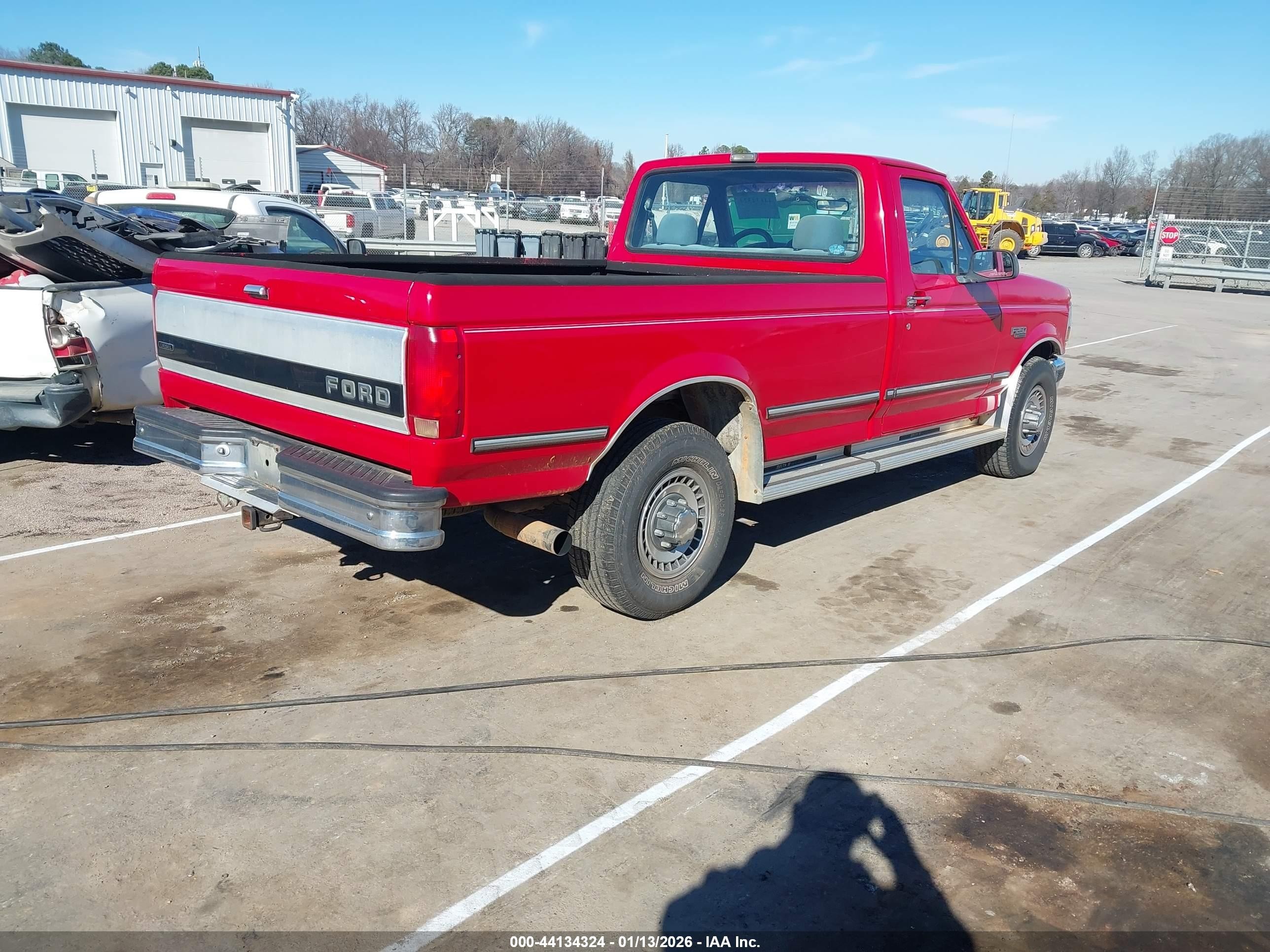 1993 Ford F250   Red vin: 1FTHF25M0PNA71530