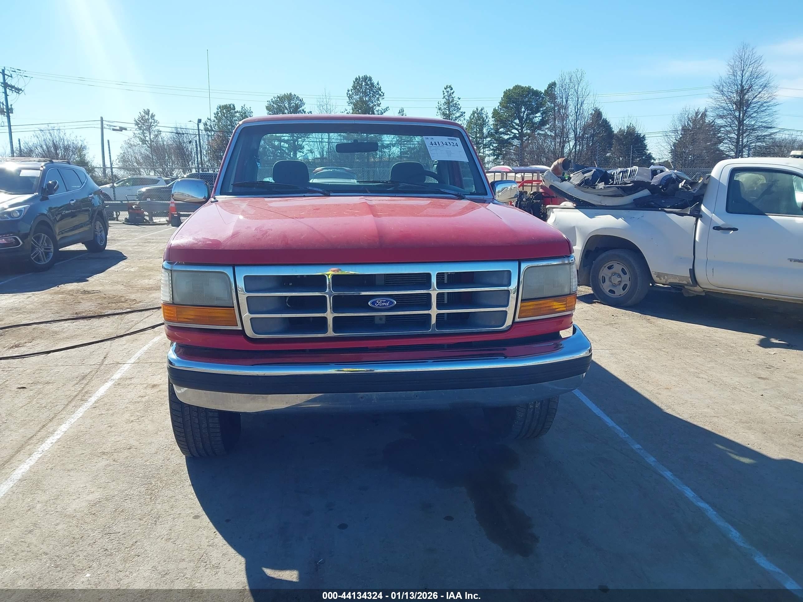 1993 Ford F250   Red vin: 1FTHF25M0PNA71530