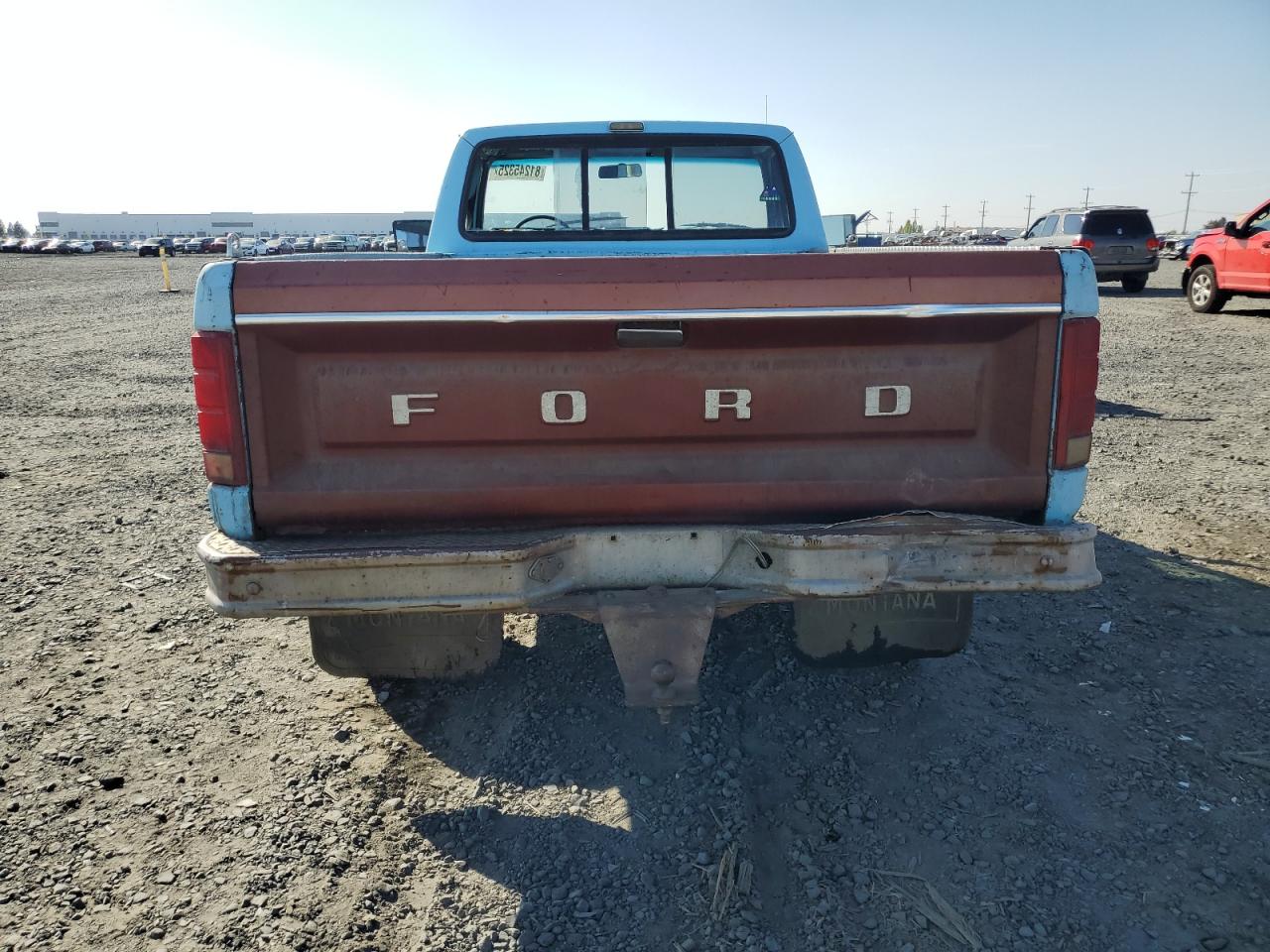 1983 Ford F250 Blue vin: 1FTHF2615DPA99988