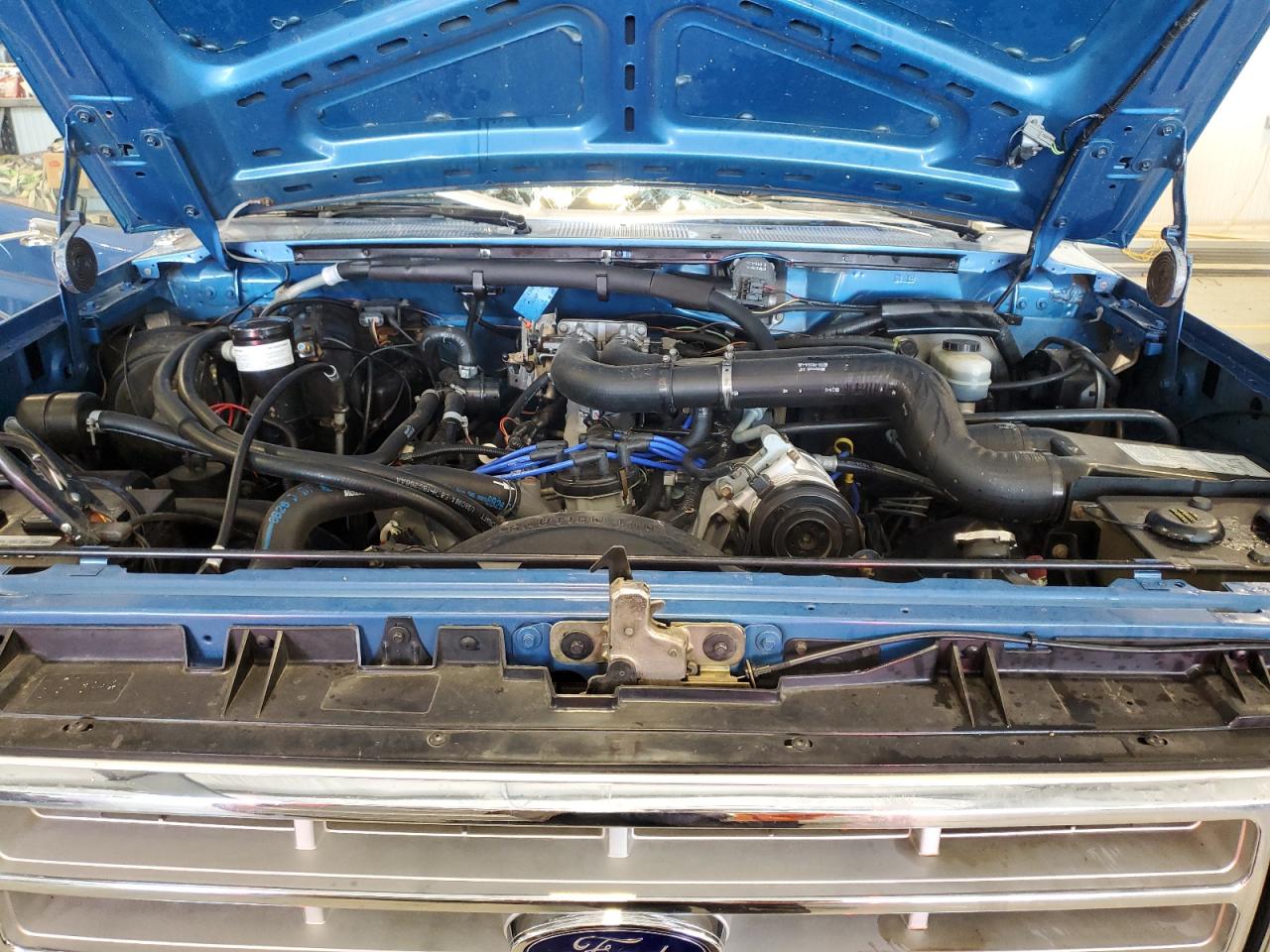 1988 Ford F250 Blue vin: 1FTHF26G8JPB38122