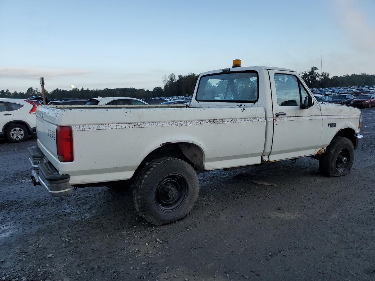 1993 Ford F250 Cream vin: 1FTHF26H2PLA55665