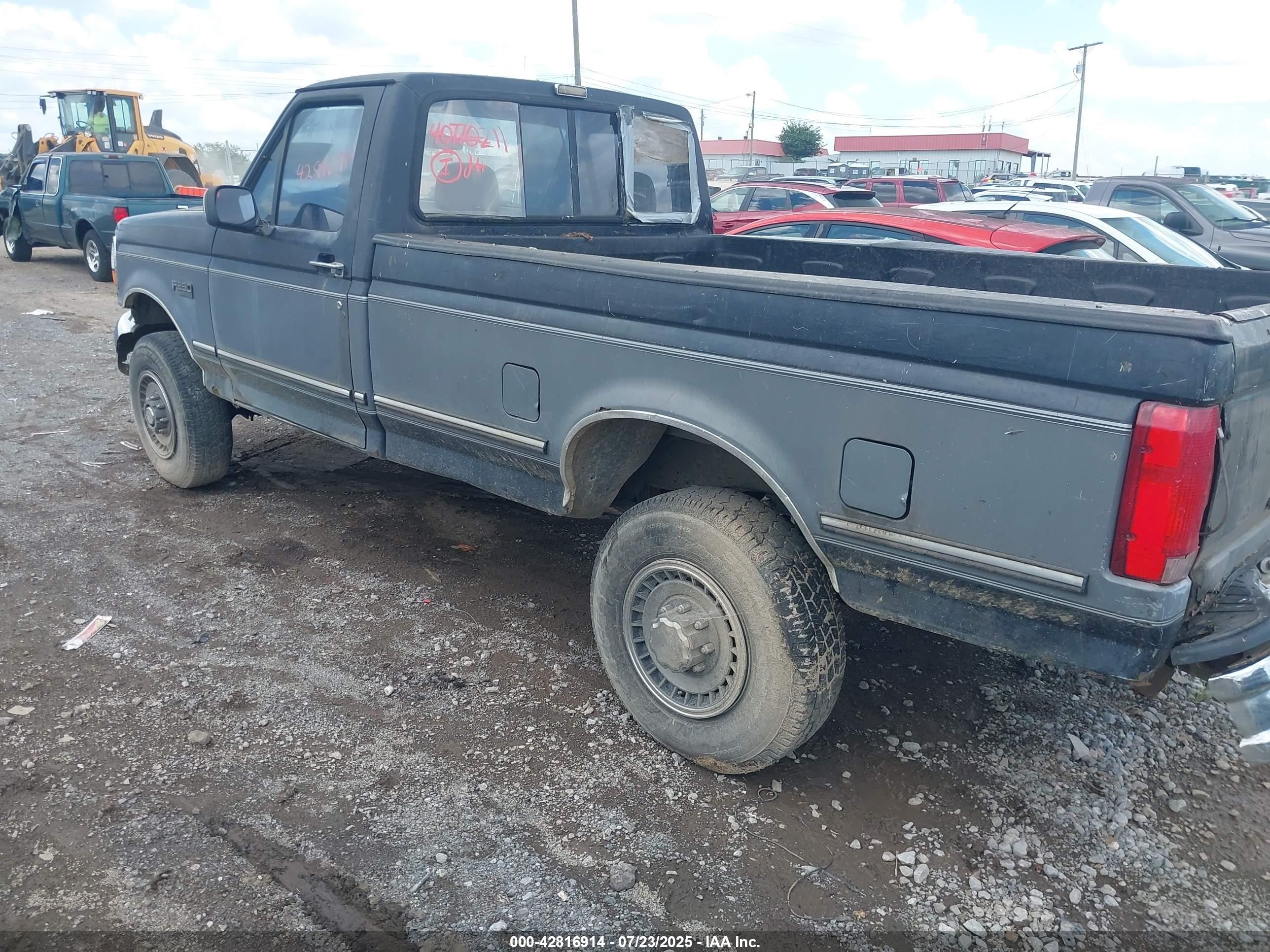 1993 Ford F250   Blue vin: 1FTHF26H4PLB00833