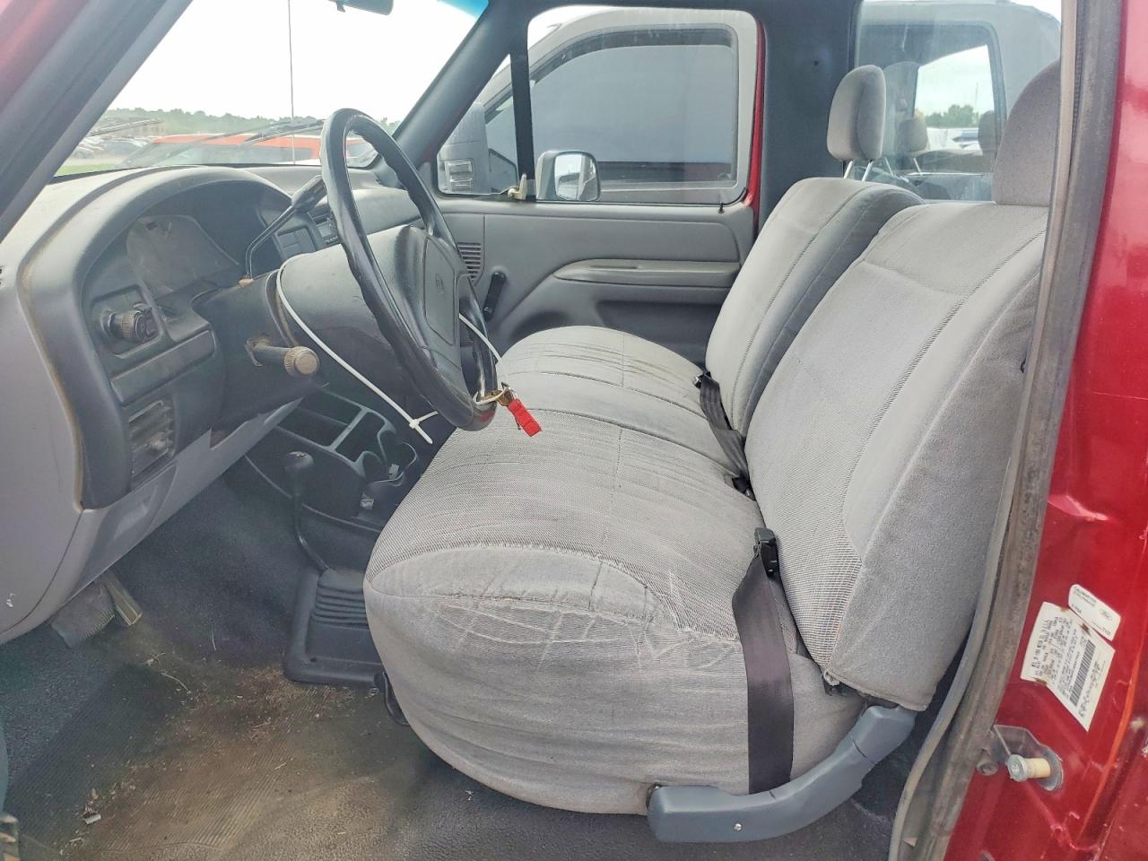 1997 Ford F250 Red vin: 1FTHF26H4VEB57969