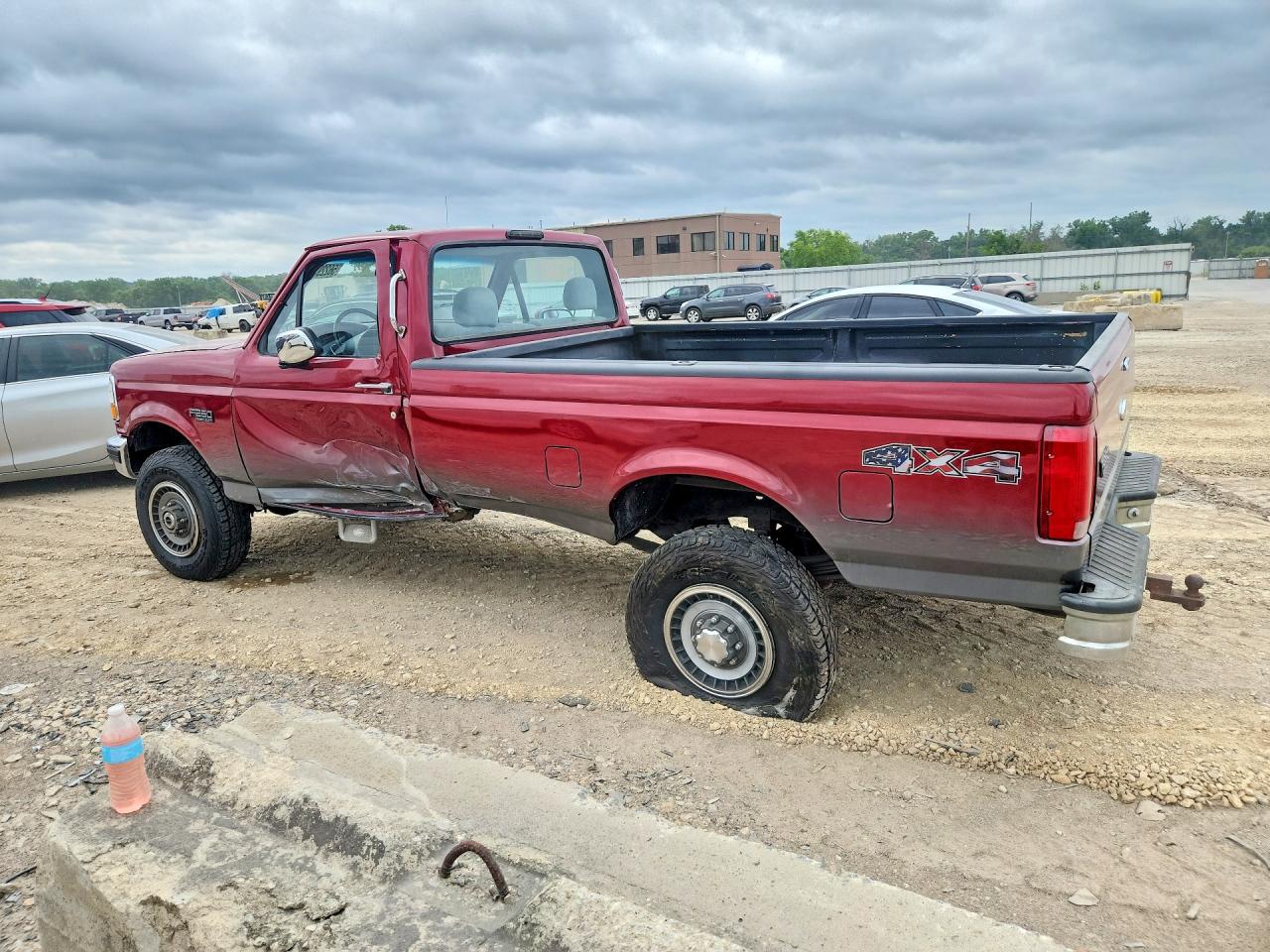 1997 Ford F250 Red vin: 1FTHF26H4VEB57969