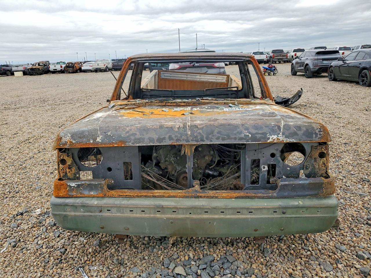 1989 Ford F250 Burn vin: 1FTHF26H6KKA00425