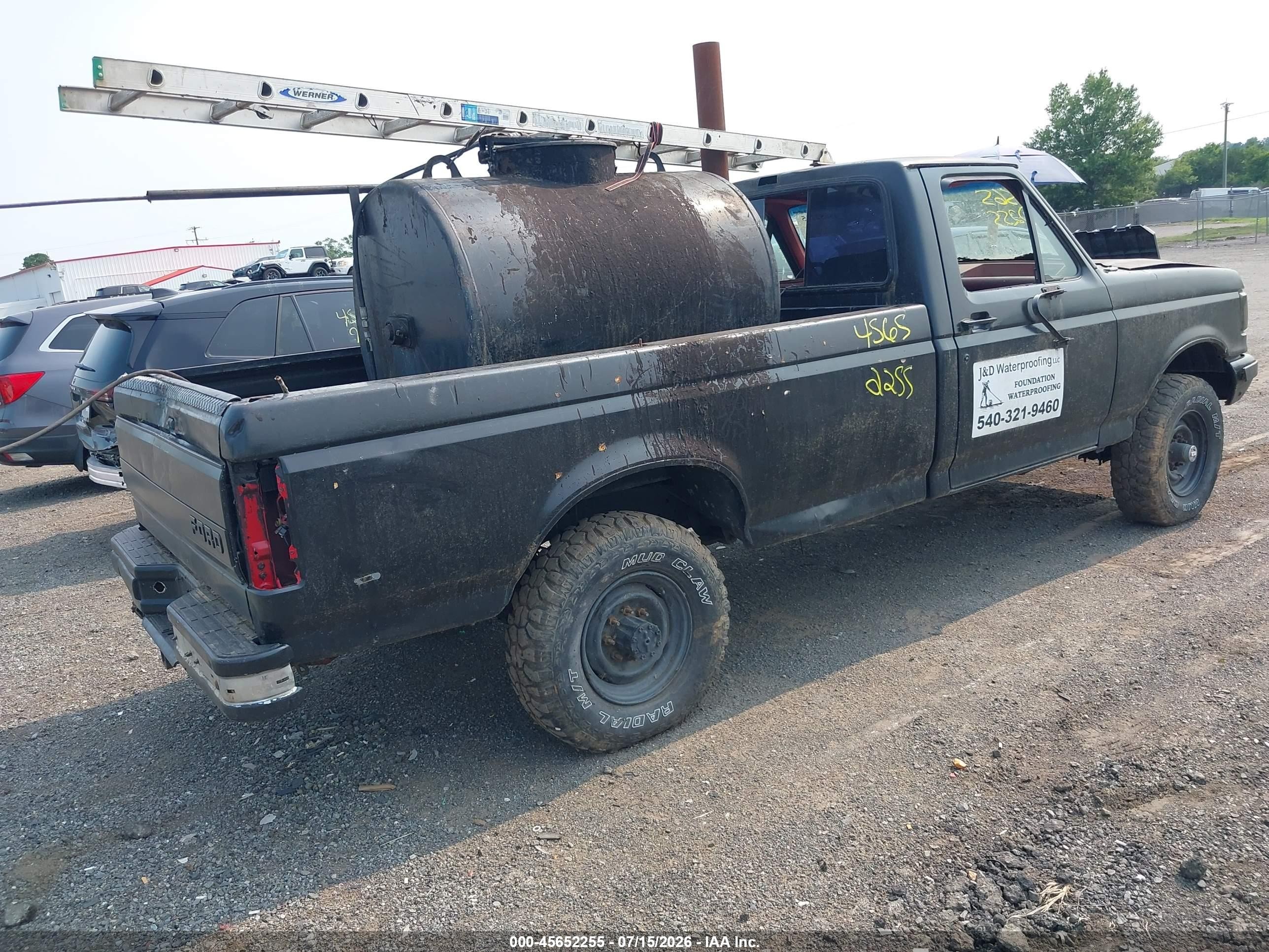 1989 Ford F250   Black vin: 1FTHF26H6KNB64949