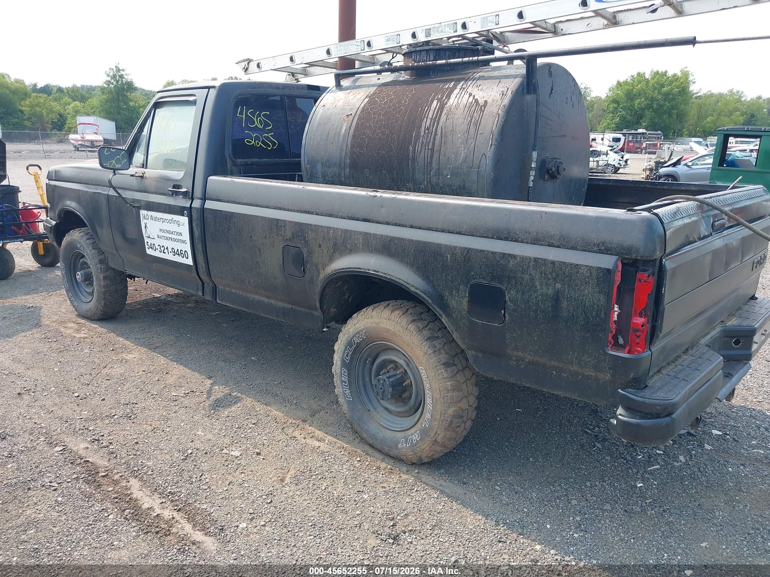 1989 Ford F250   Black vin: 1FTHF26H6KNB64949