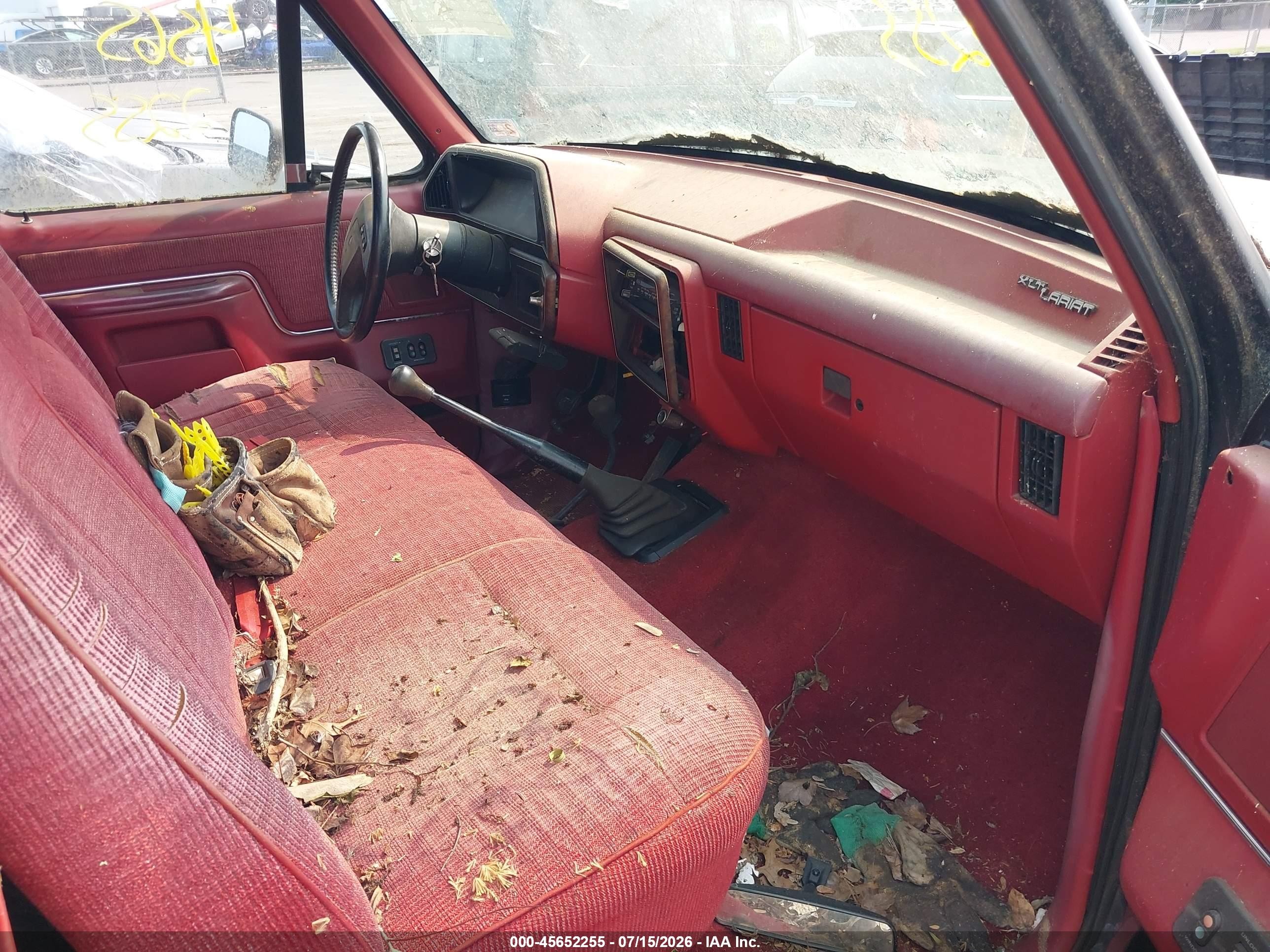 1989 Ford F250   Black vin: 1FTHF26H6KNB64949