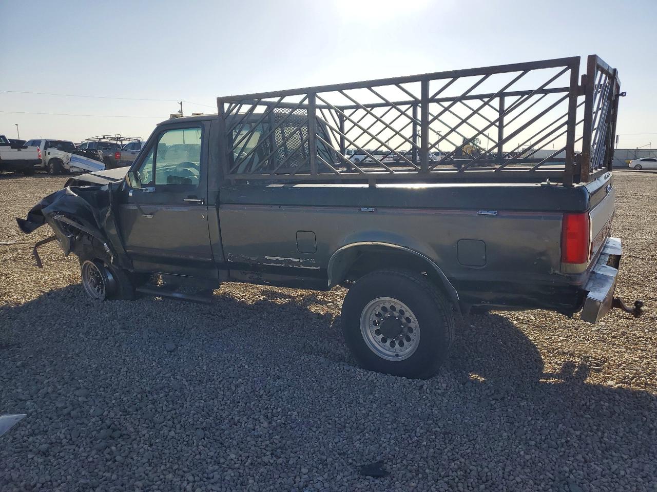 1990 Ford F250 Gray vin: 1FTHF26H8LPA30773