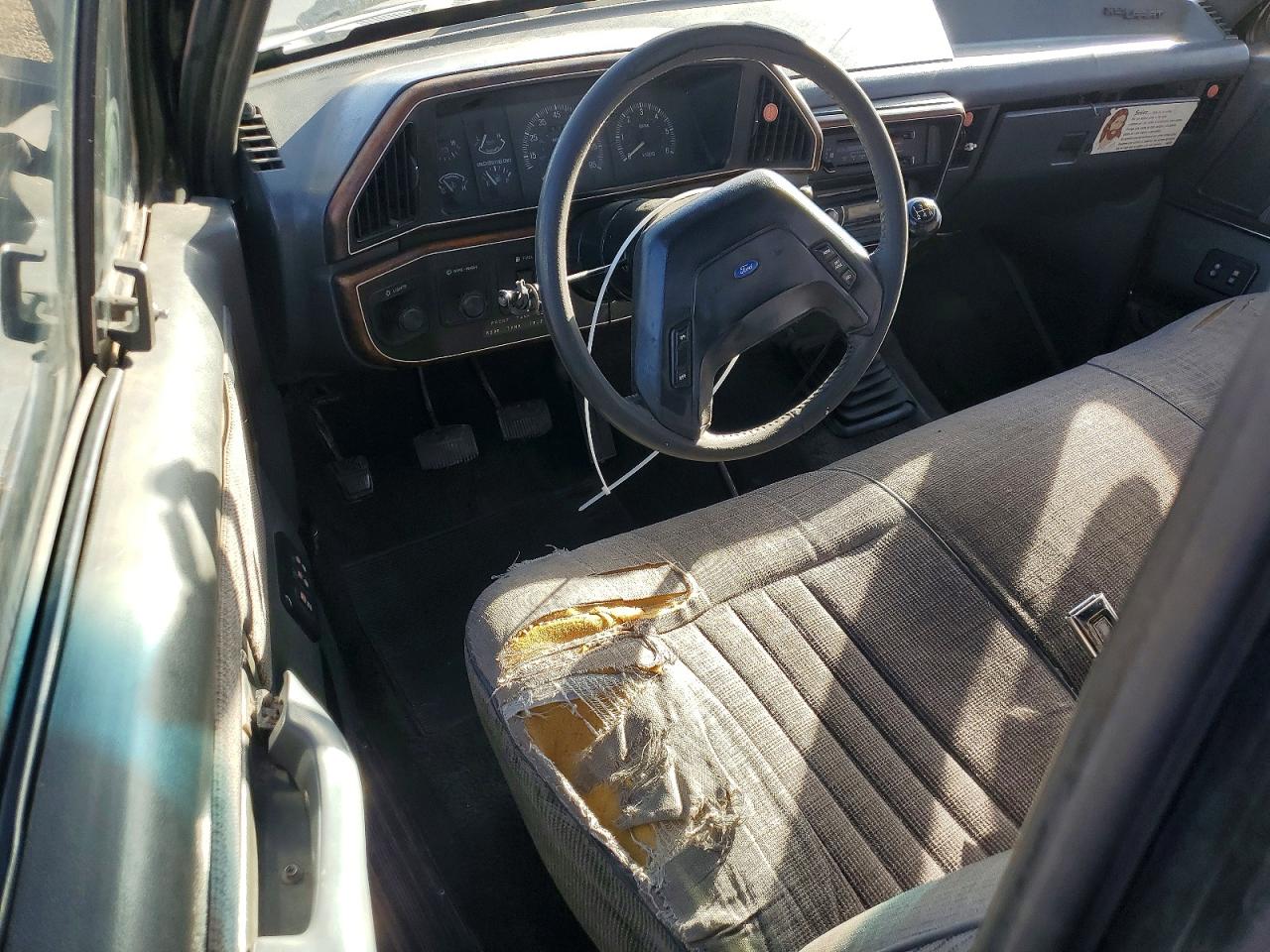 1990 Ford F250 Gray vin: 1FTHF26H8LPA30773