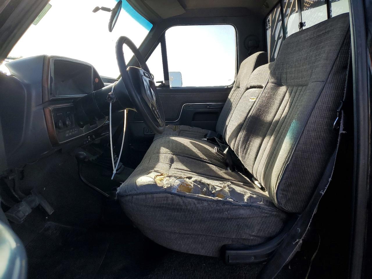 1990 Ford F250 Gray vin: 1FTHF26H8LPA30773