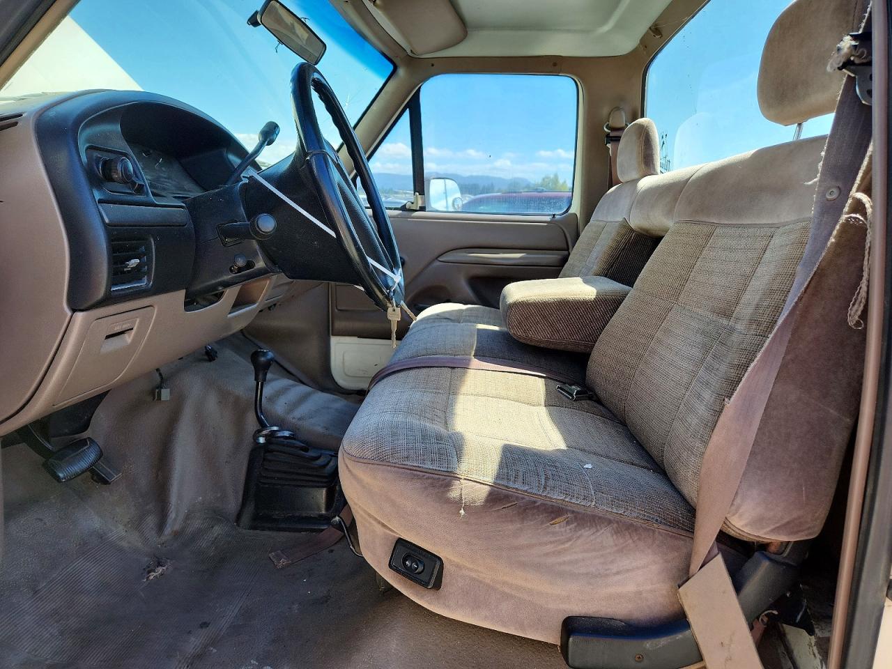 1994 Ford F250 White vin: 1FTHF26H9RLA47243