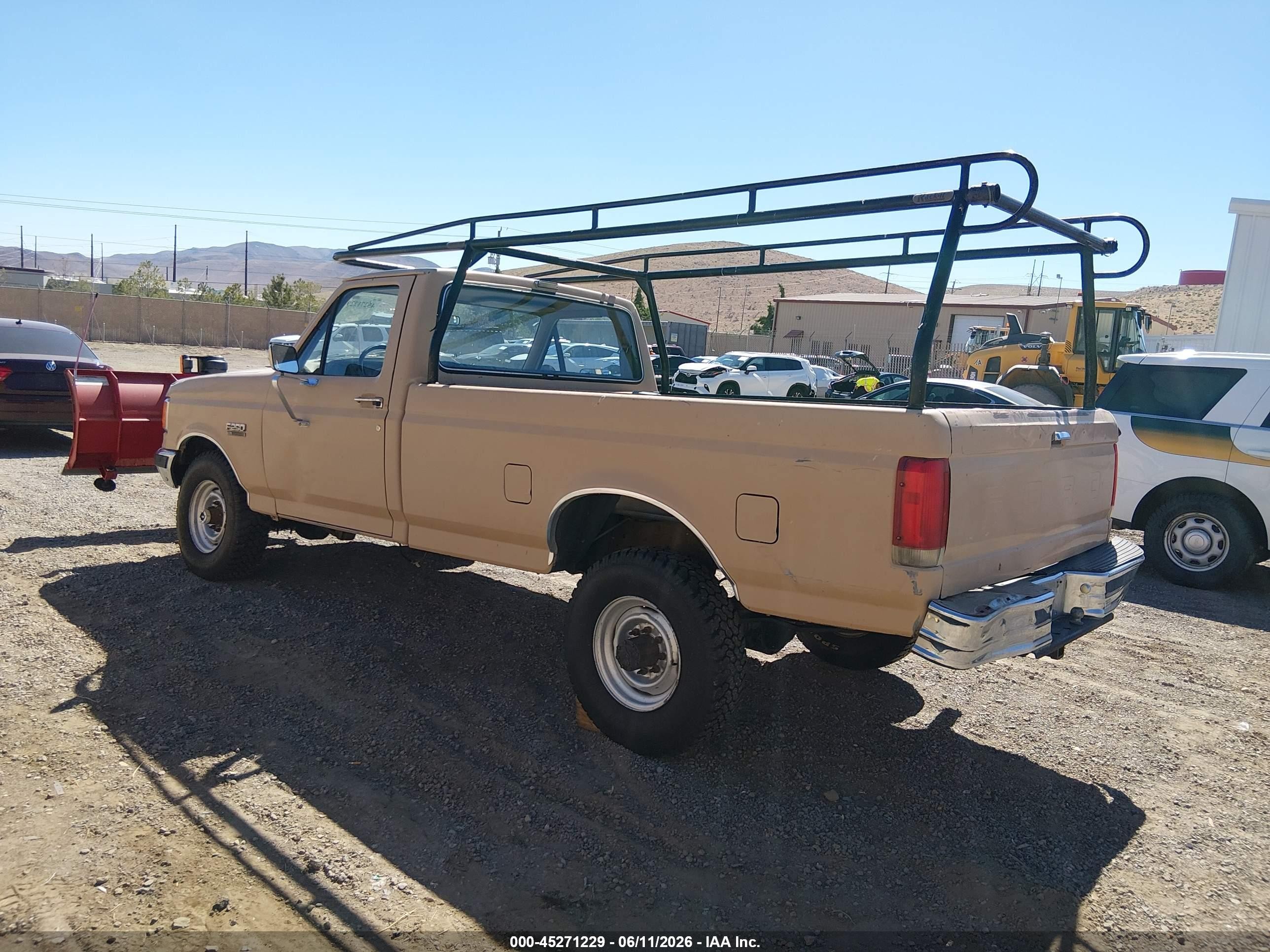 1987 Ford F250   Brown vin: 1FTHF26L1HPB44643