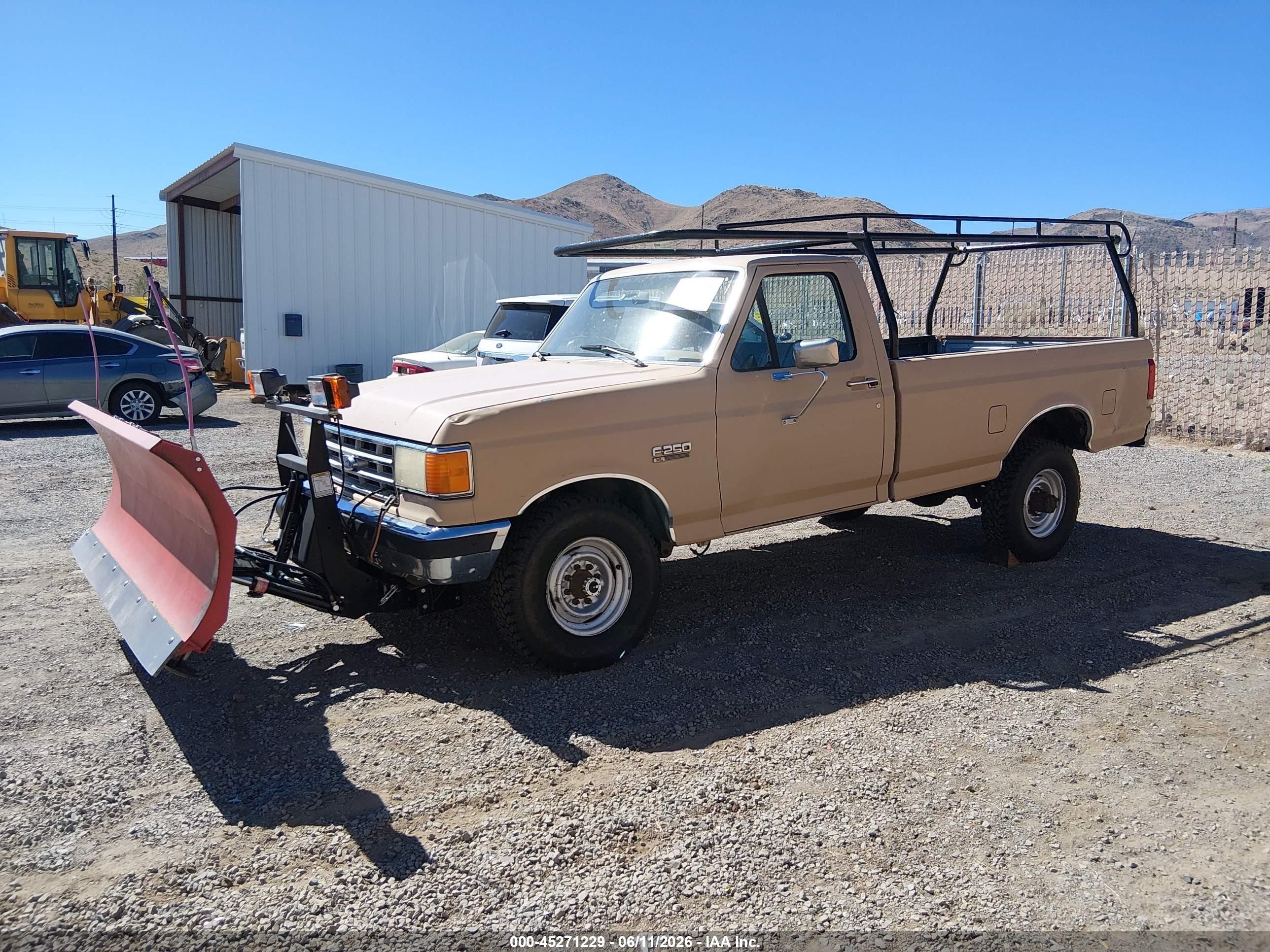 1987 Ford F250   Brown vin: 1FTHF26L1HPB44643