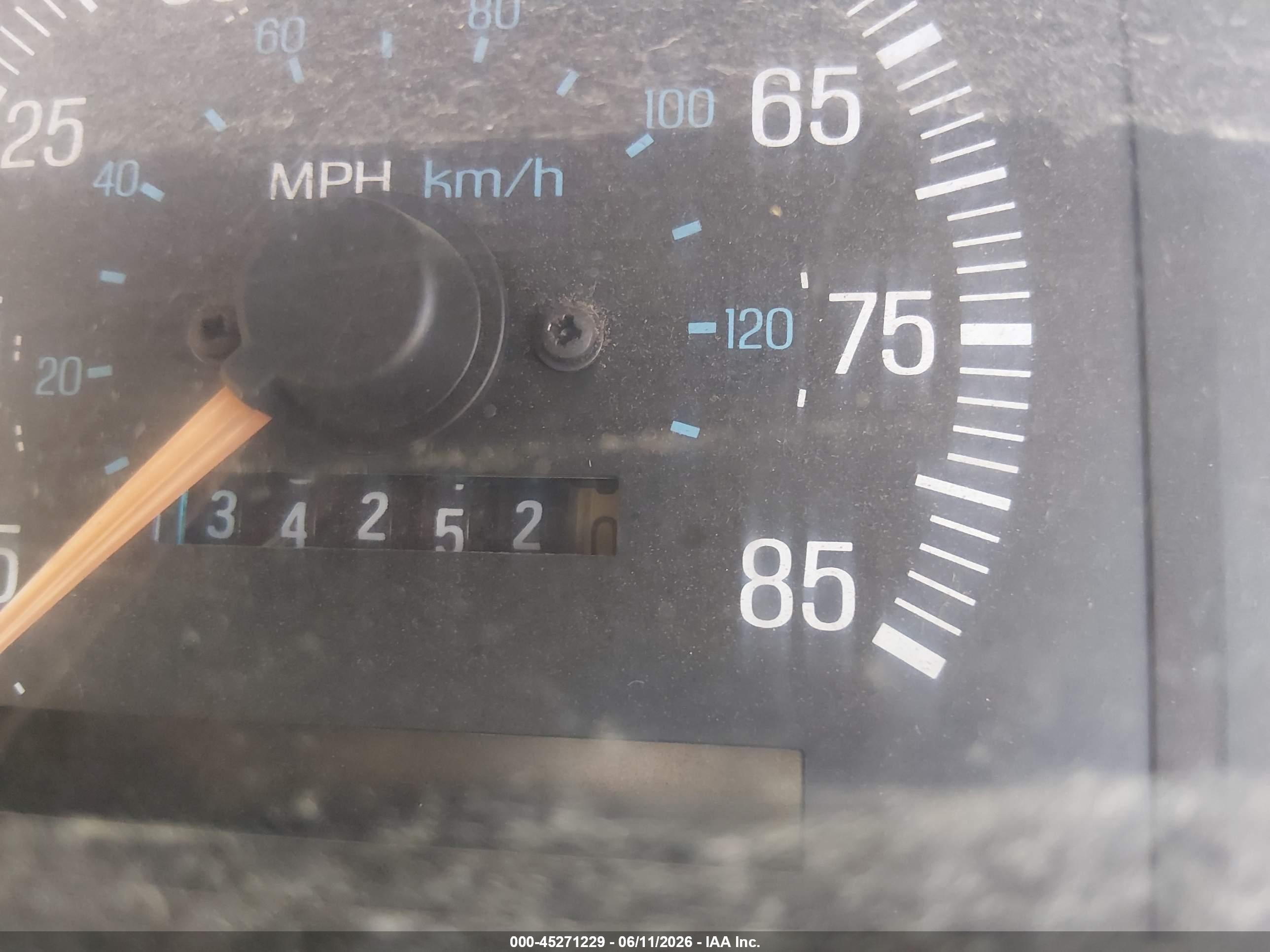 1987 Ford F250   Brown vin: 1FTHF26L1HPB44643