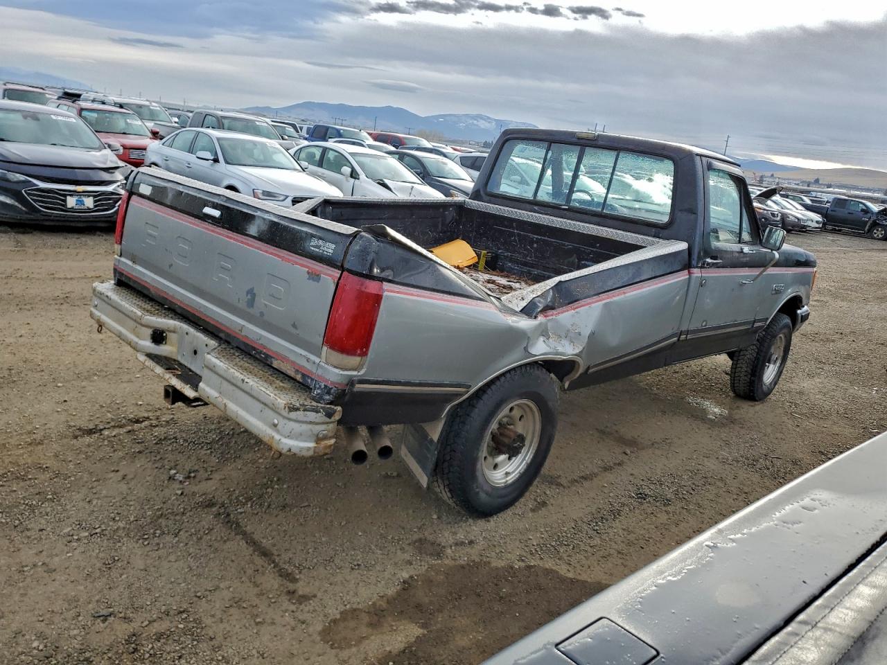 1987 Ford F250 Black vin: 1FTHF26L3HPA40607