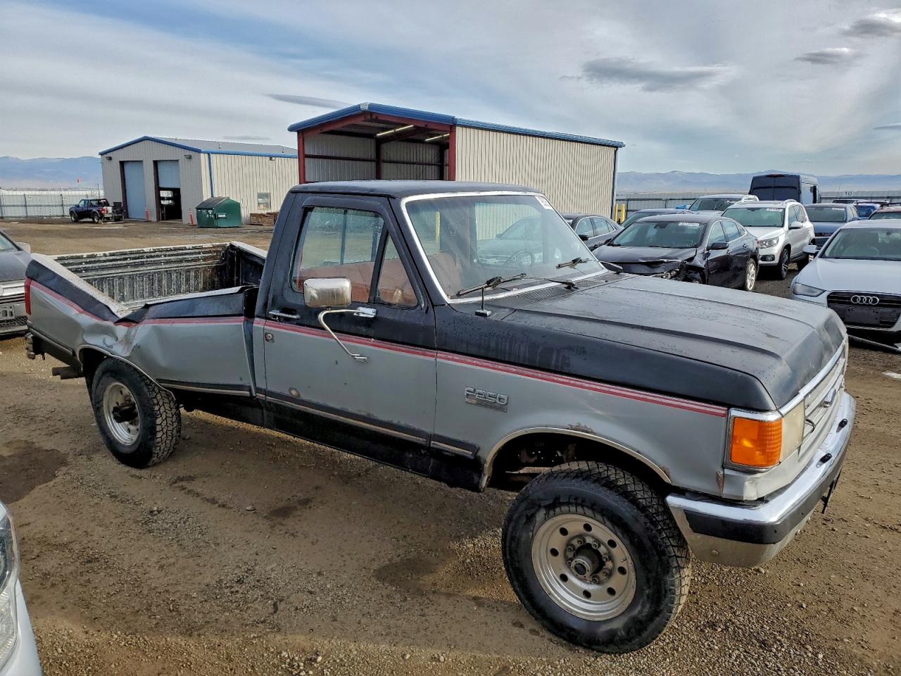 1987 Ford F250 Black vin: 1FTHF26L3HPA40607