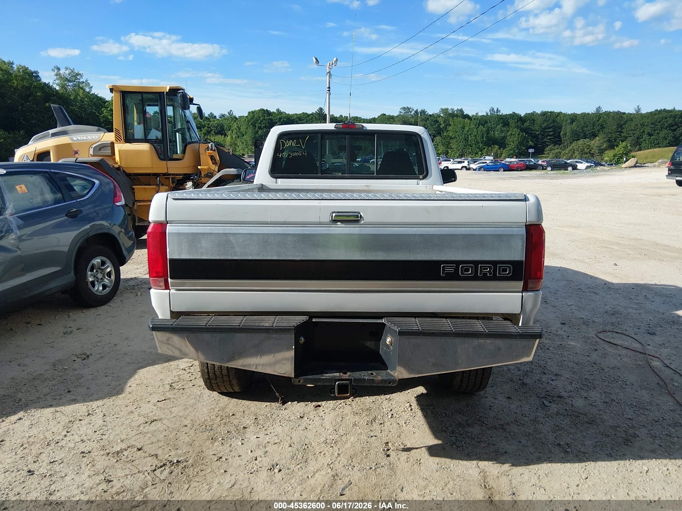 1996 Ford F350   White vin: 1FTHF36F8TEB63520