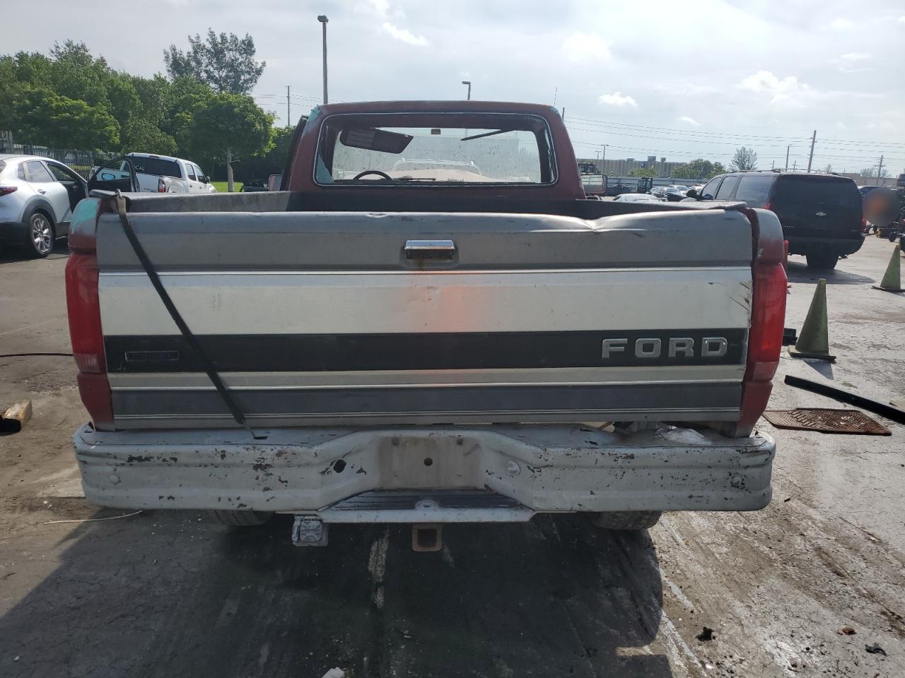 1989 Ford F350 Brown vin: 1FTHF36M3KNA76976