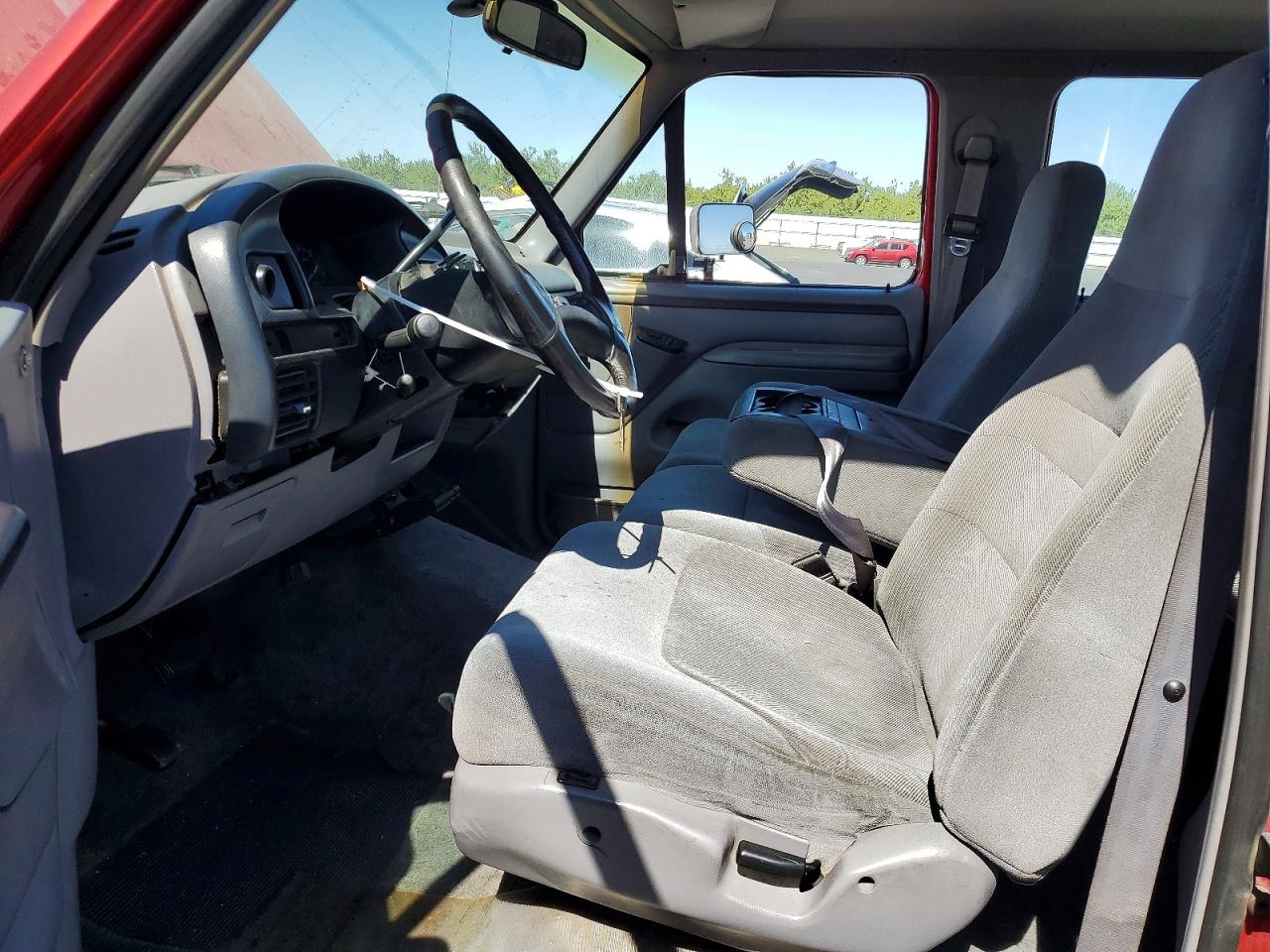 1993 Ford 250 Super Dut Red vin: 1FTHW25F9TEA79248