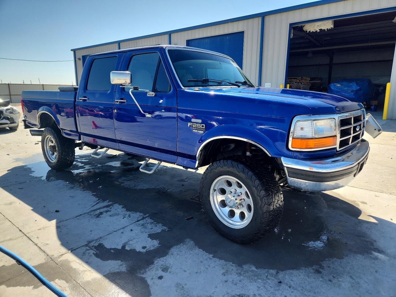 1996 Ford F250 Blue vin: 1FTHW25FXTEB07915