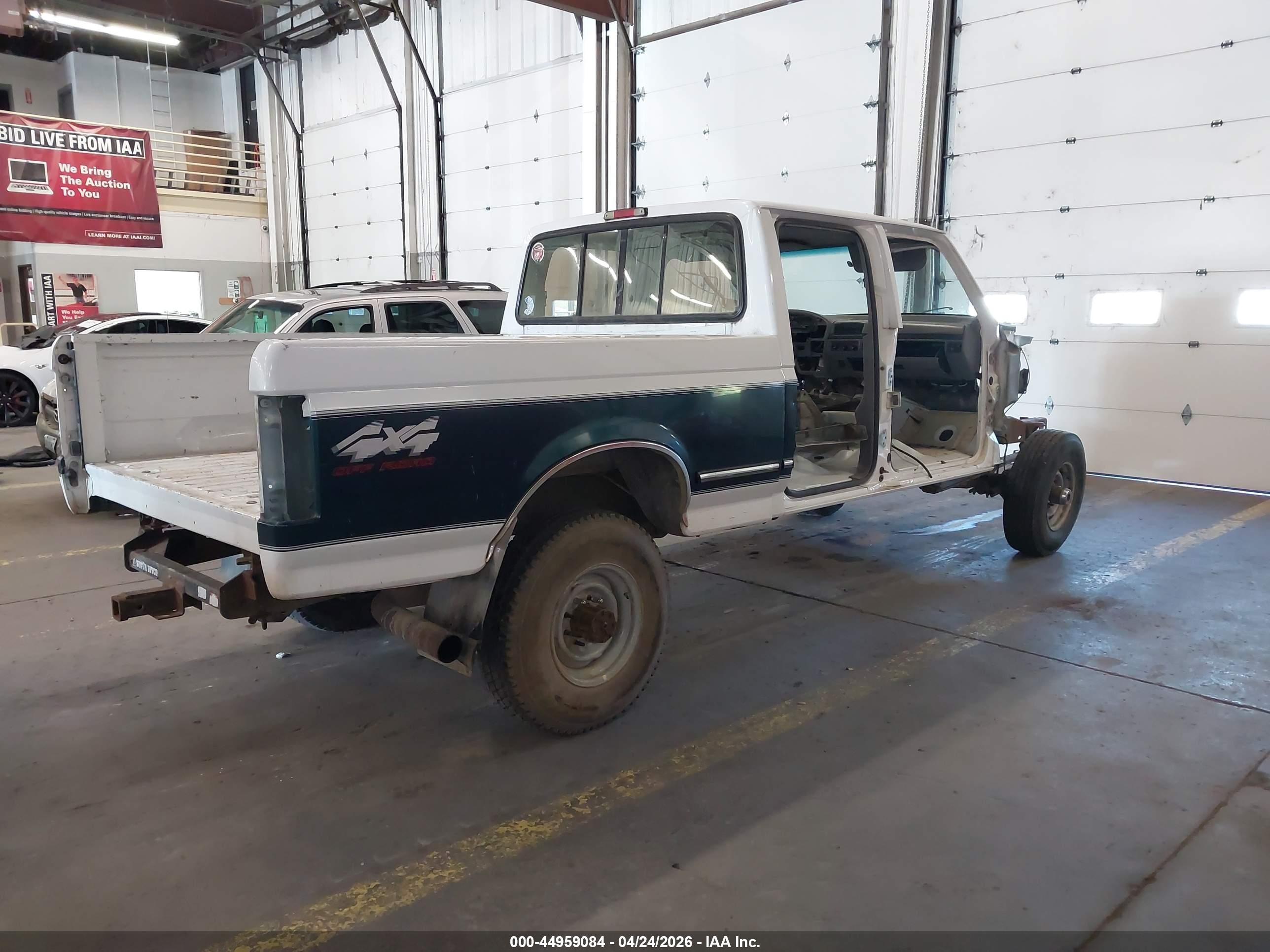 1997 Ford F-250 Xl White vin: 1FTHW26F4VEA06306