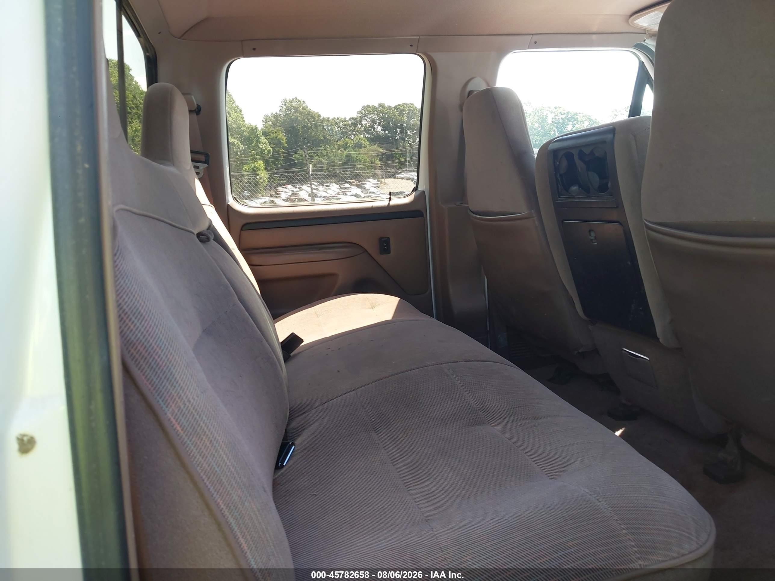 1997 Ford F-250 Xl White vin: 1FTHW26F9VEC81489