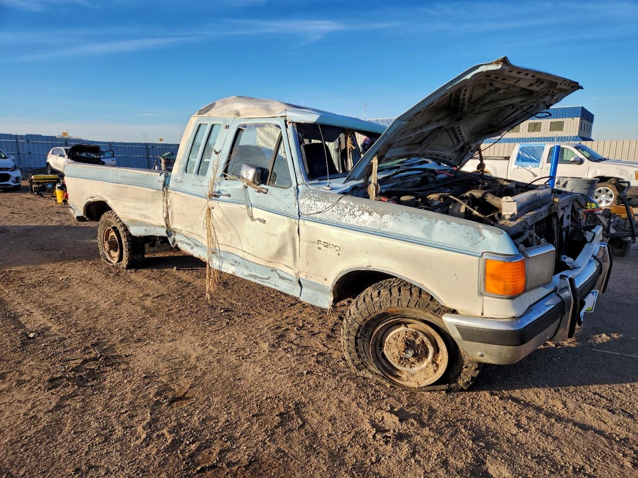 1987 Ford F250 Blue vin: 1FTHX2516HKA35170