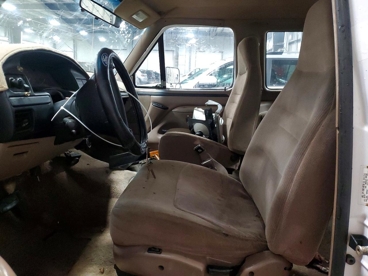 1997 Ford F250 White vin: 1FTHX25F5VEC53221