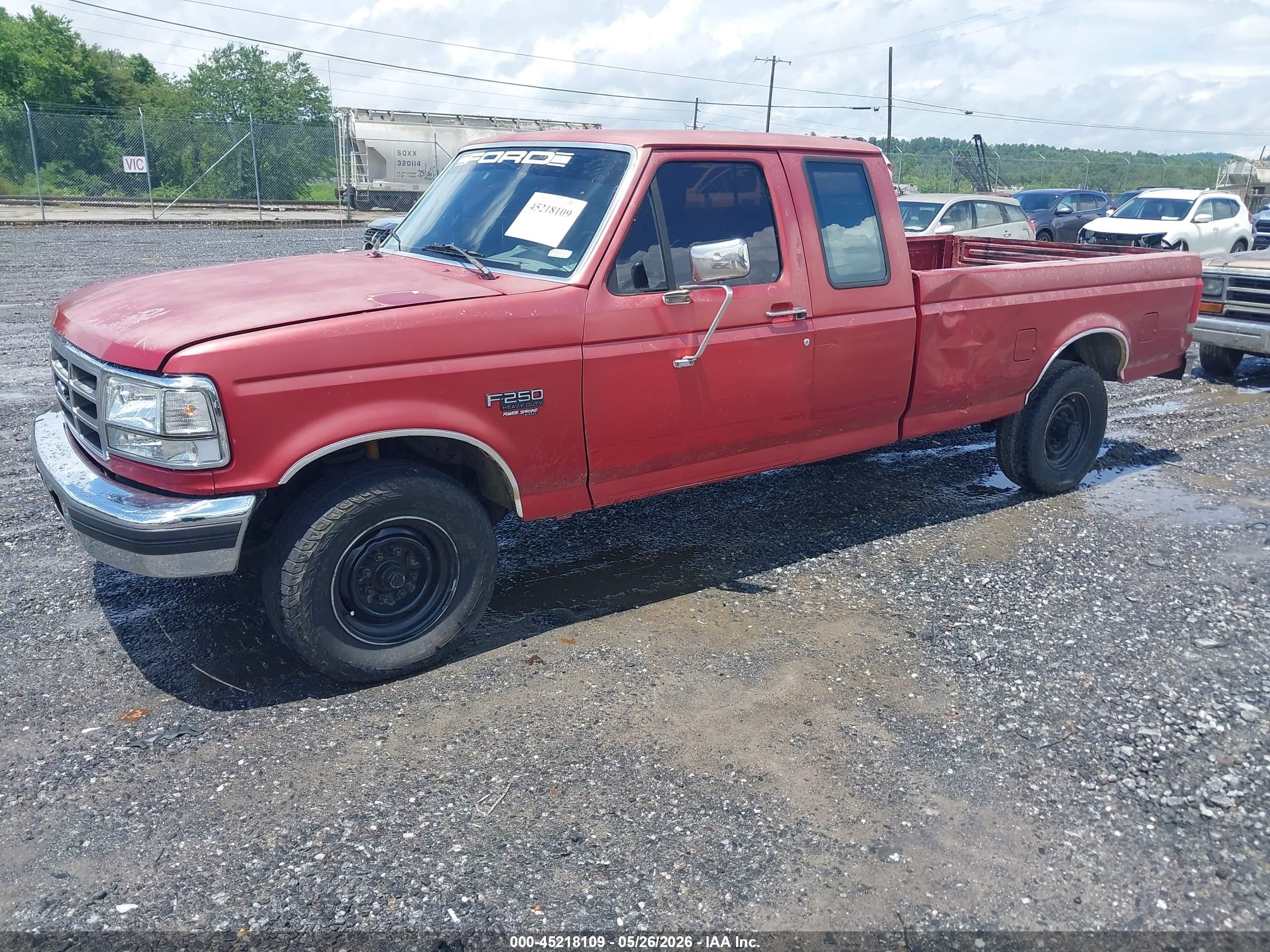 1997 Ford F-250 Xl Burgundy vin: 1FTHX25F8VEC32010