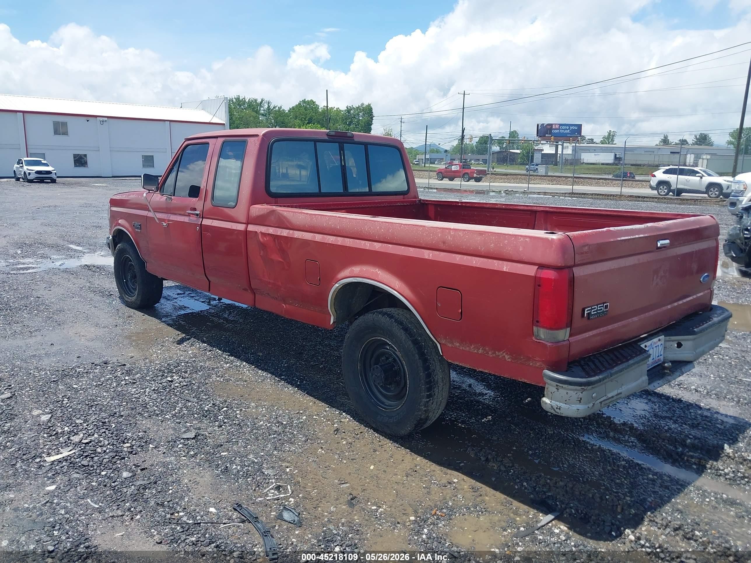 1997 Ford F-250 Xl Burgundy vin: 1FTHX25F8VEC32010