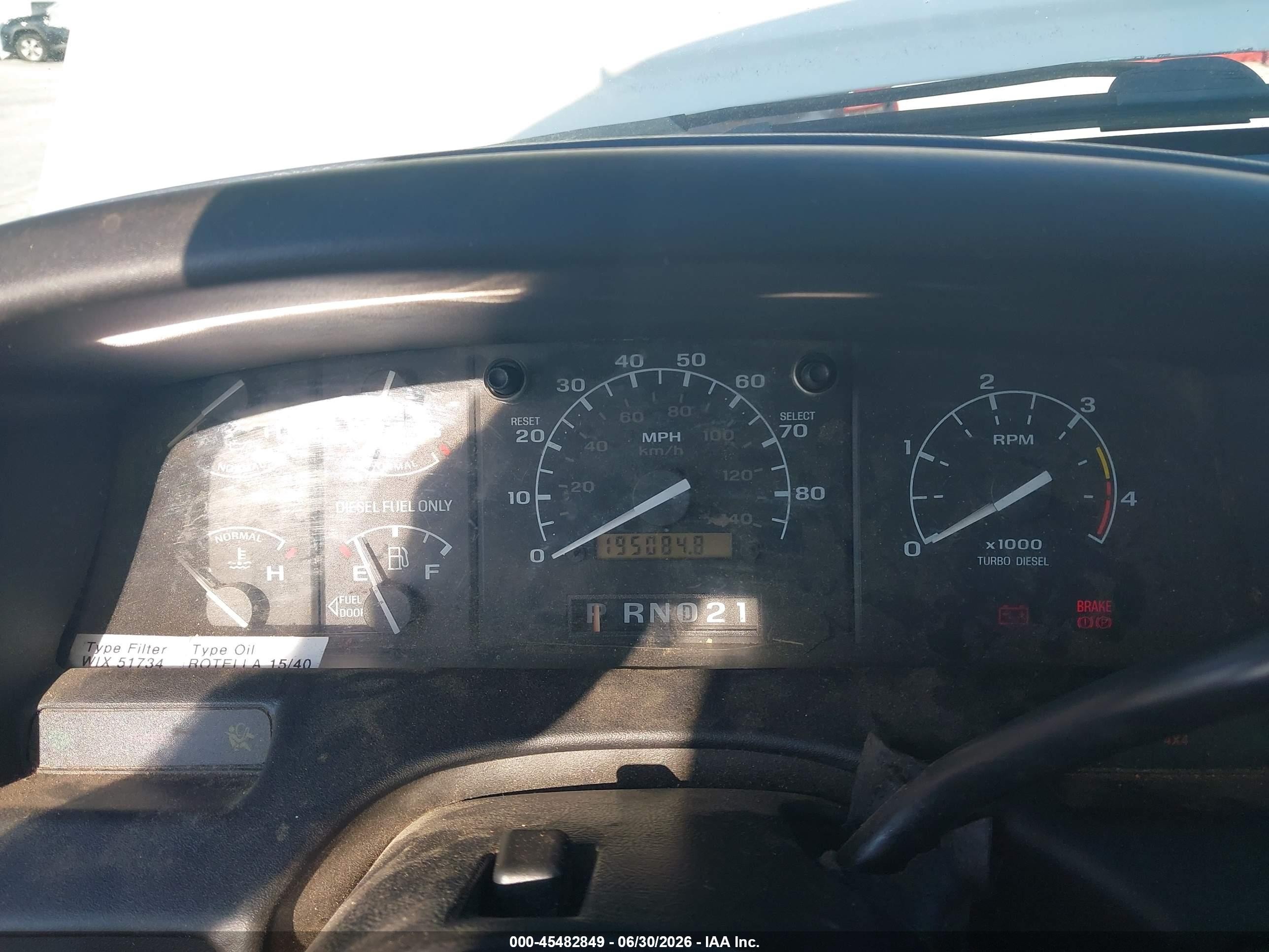 1996 Ford F250   White vin: 1FTHX25FXTEB10990