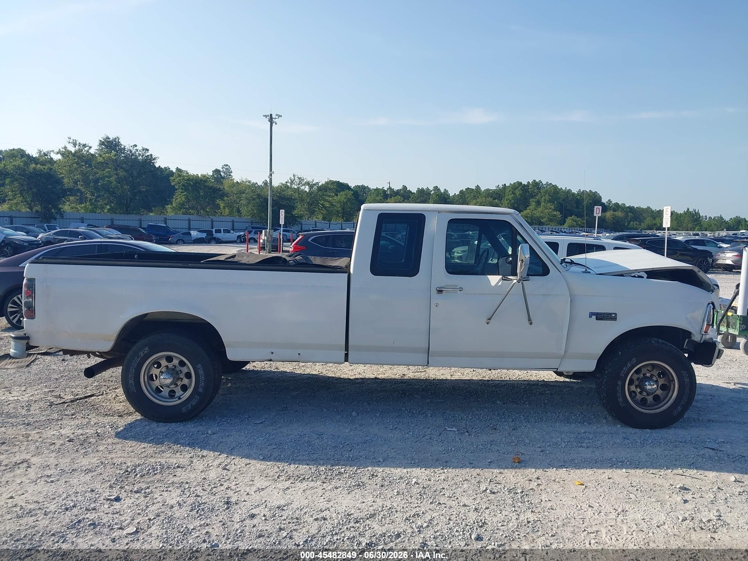 1996 Ford F250   White vin: 1FTHX25FXTEB10990