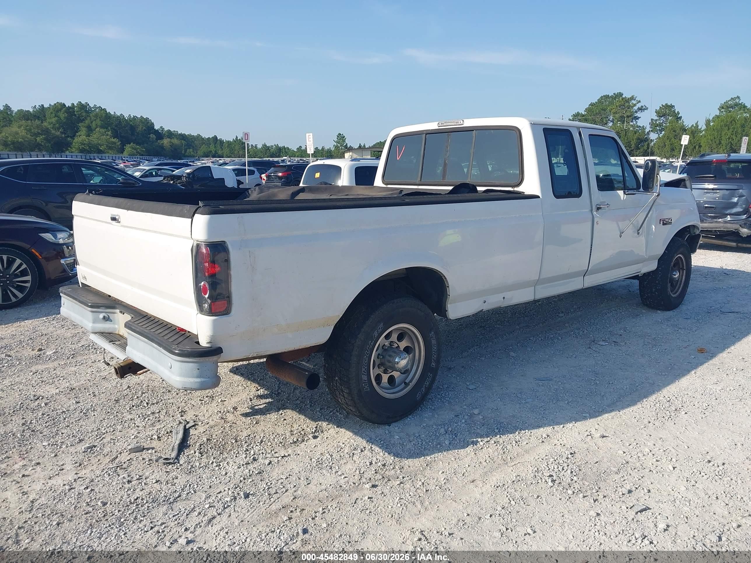 1996 Ford F250   White vin: 1FTHX25FXTEB10990