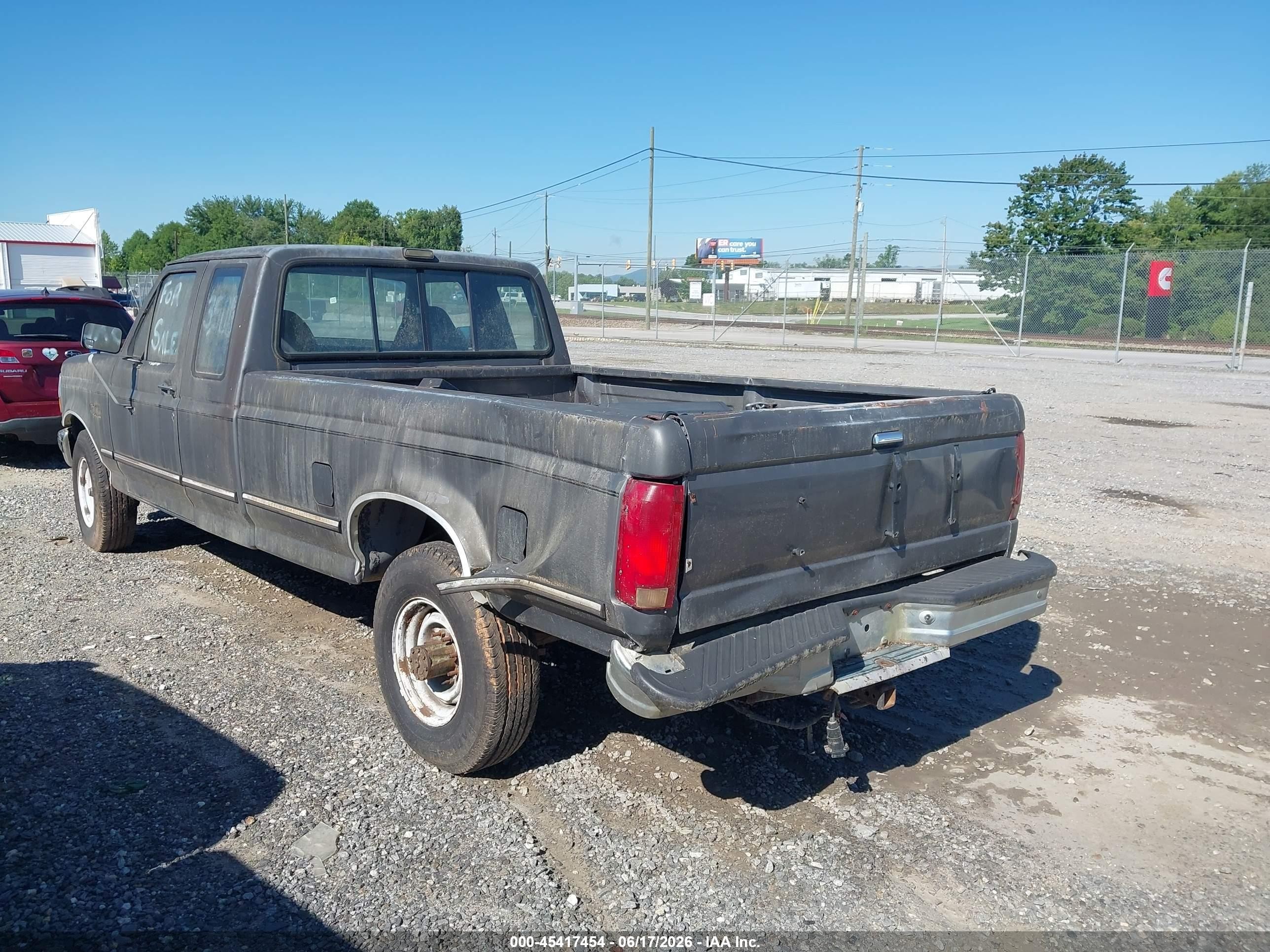 1993 Ford F250   Gray vin: 1FTHX25G0PKB27460