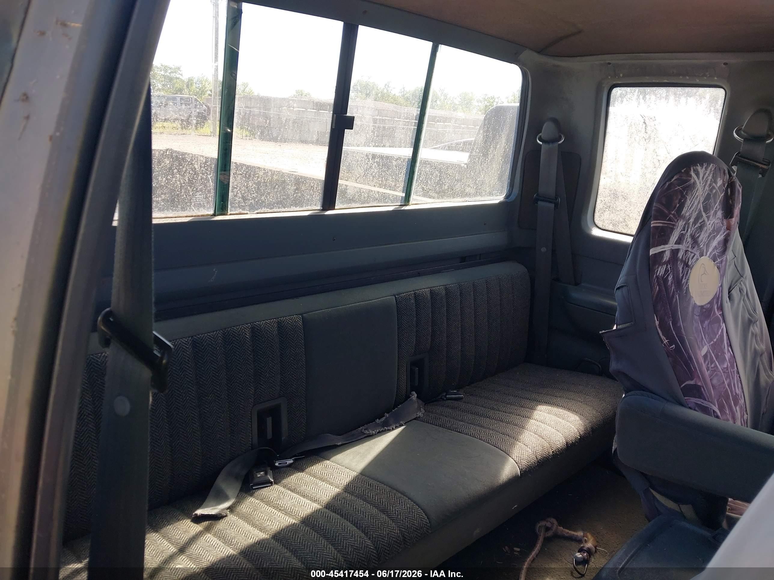1993 Ford F250   Gray vin: 1FTHX25G0PKB27460