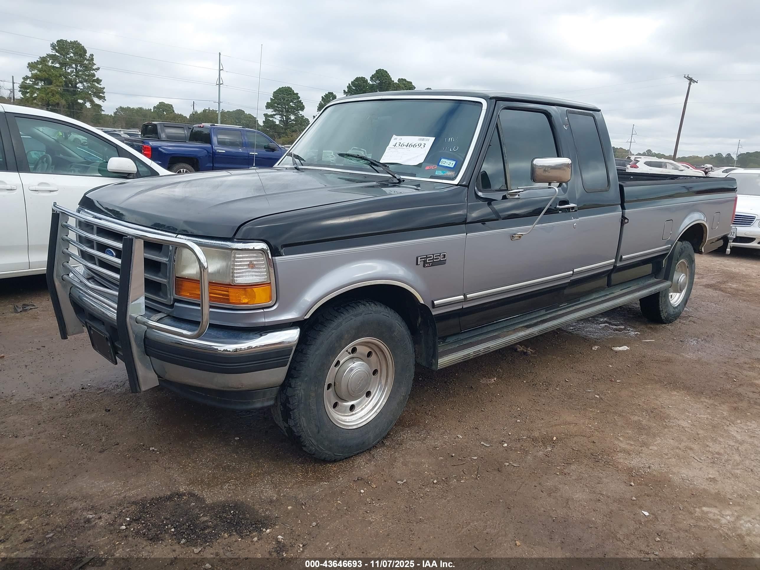 1996 Ford F250   Black vin: 1FTHX25G0TEB72990