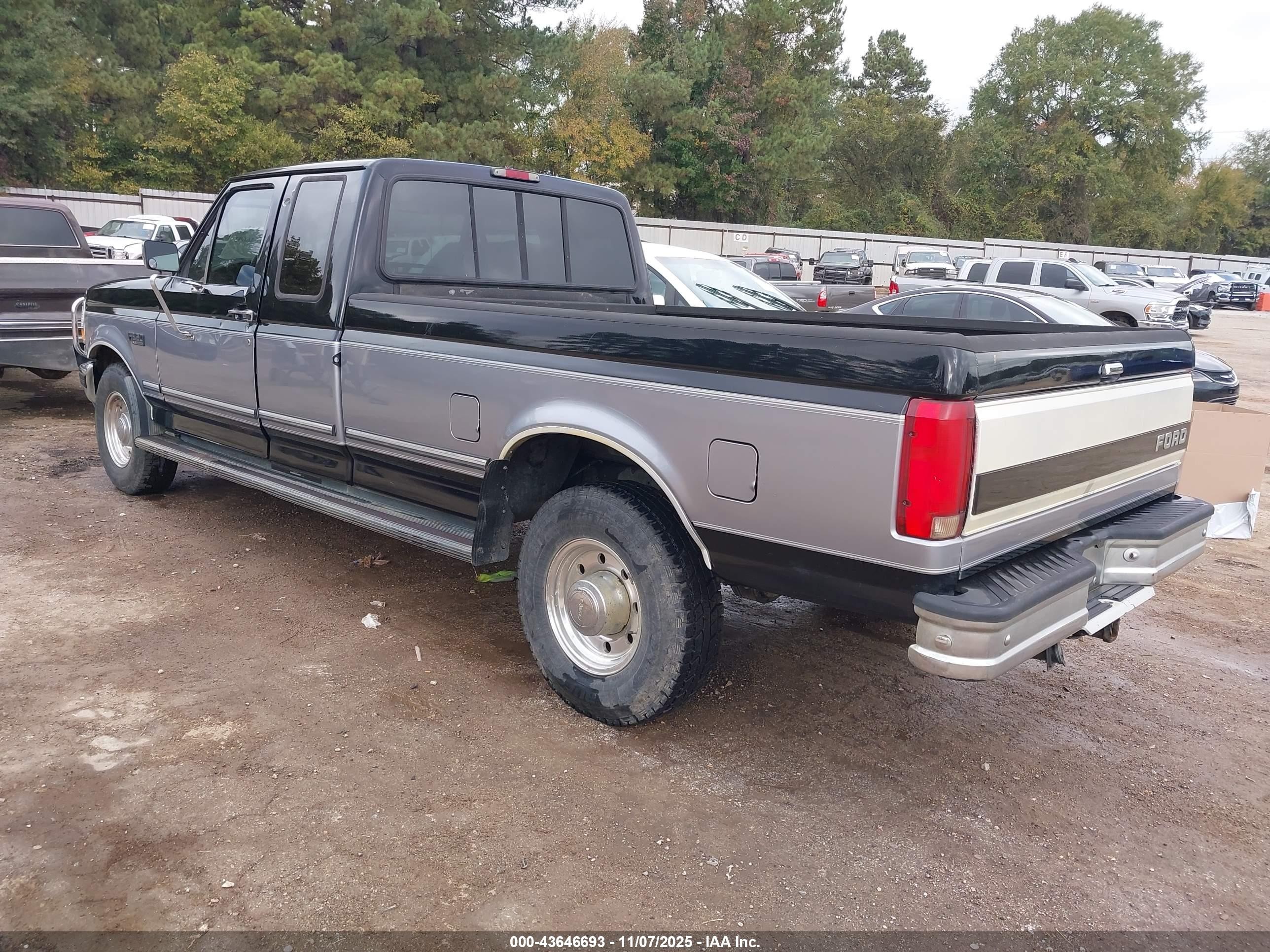 1996 Ford F250   Black vin: 1FTHX25G0TEB72990