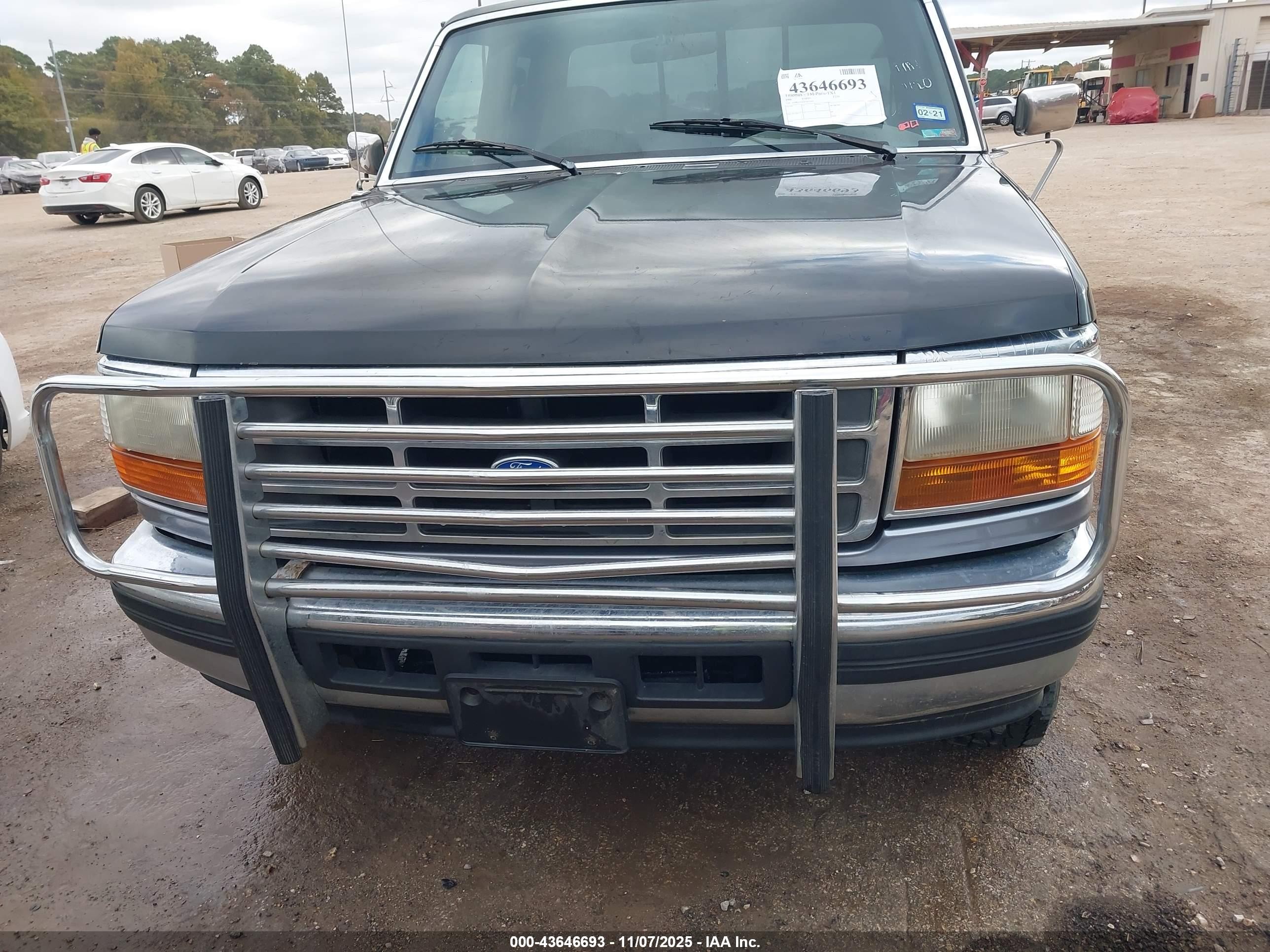 1996 Ford F250   Black vin: 1FTHX25G0TEB72990