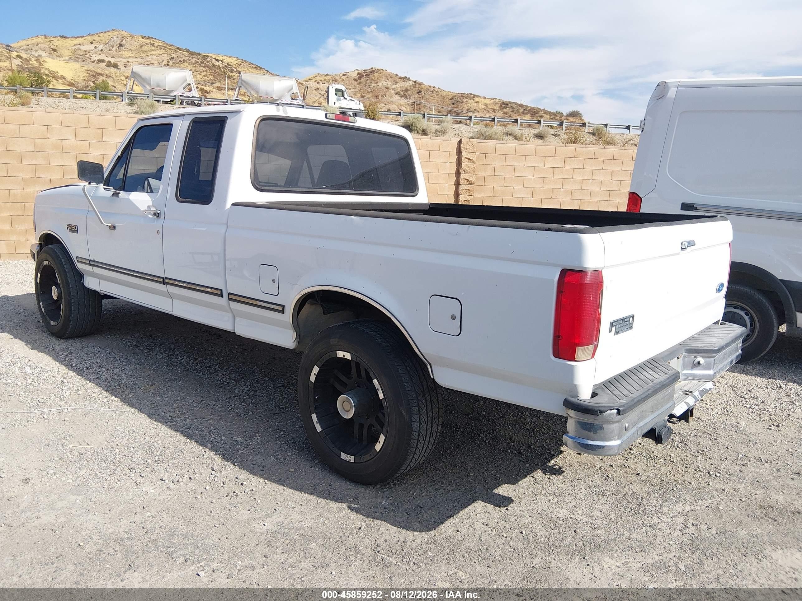 1997 Ford F-250 Hd   Белый vin: 1FTHX25G0VEC23889