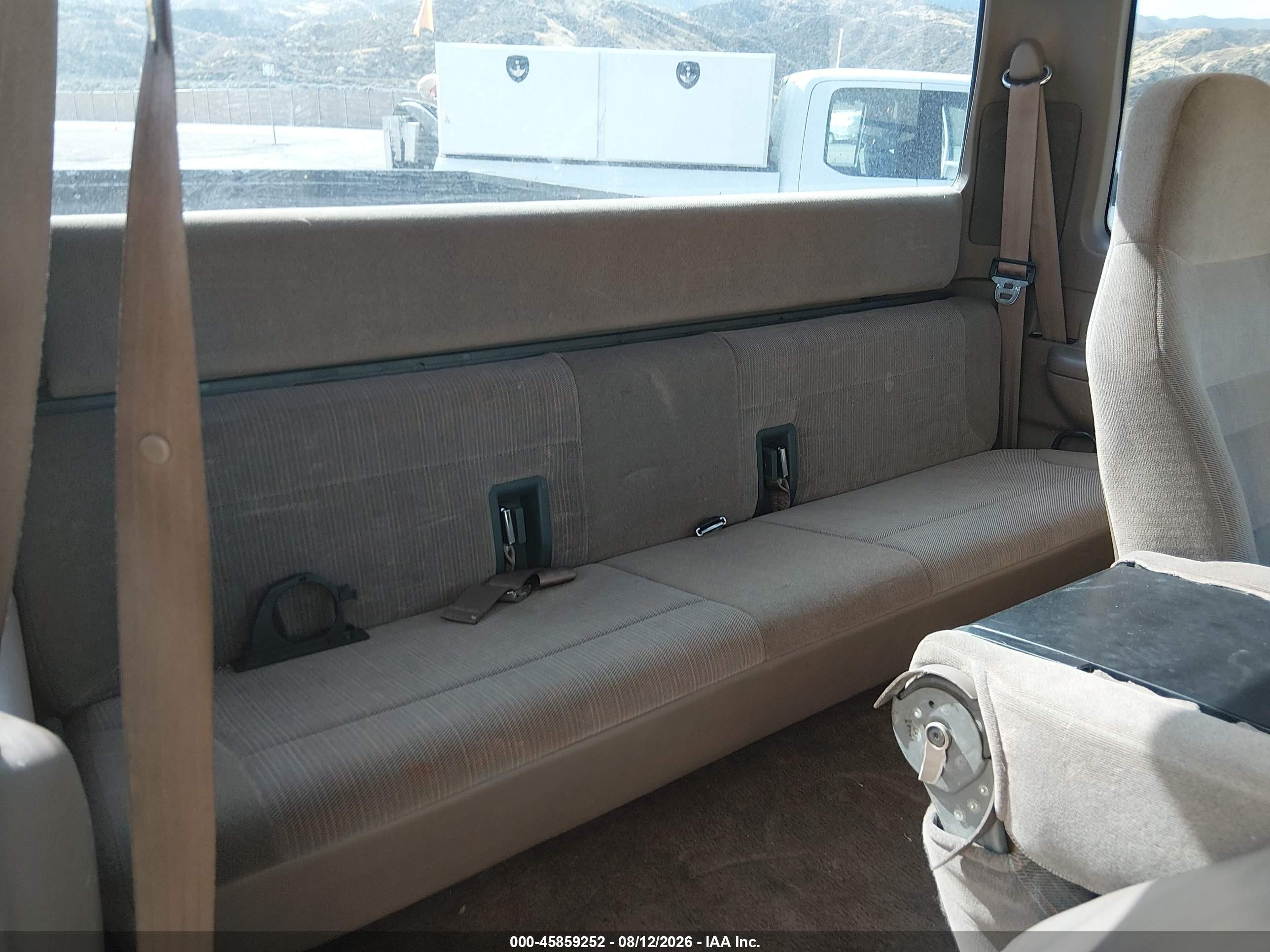 1997 Ford F-250 Hd   Белый vin: 1FTHX25G0VEC23889