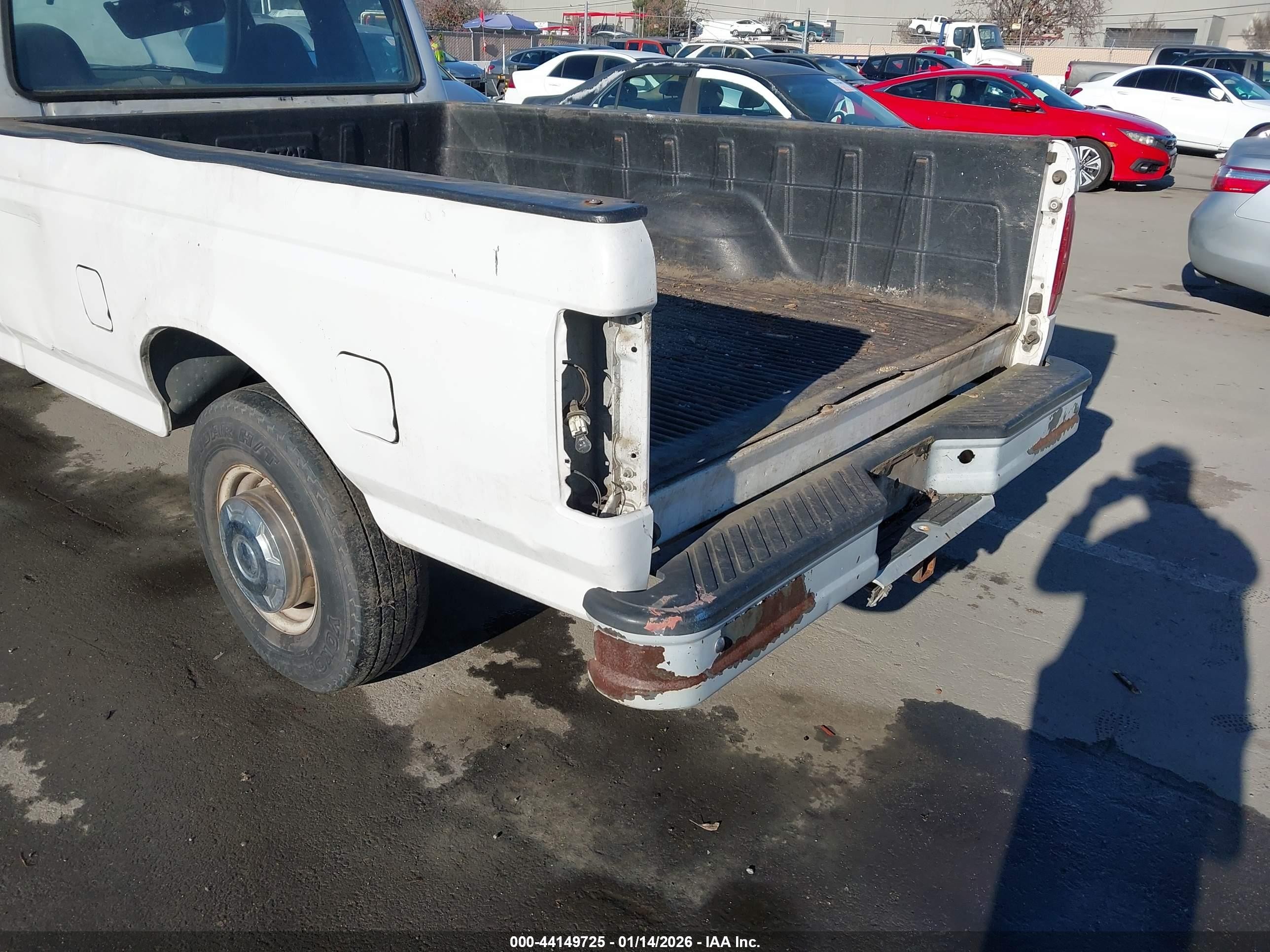 1997 Ford F-250 Xl White vin: 1FTHX25G1VEC93160