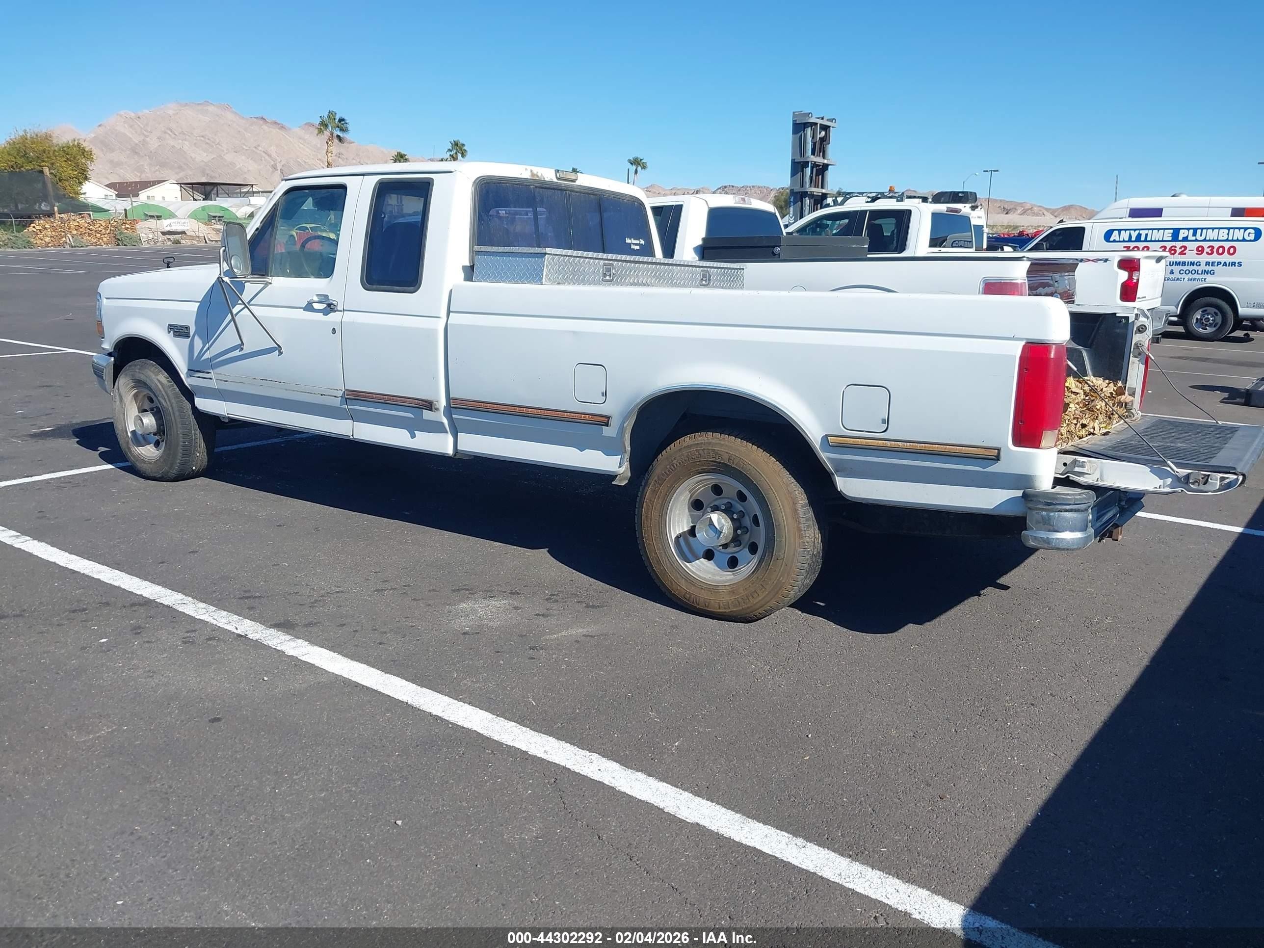 1993 Ford F250   White vin: 1FTHX25G2PKA15243