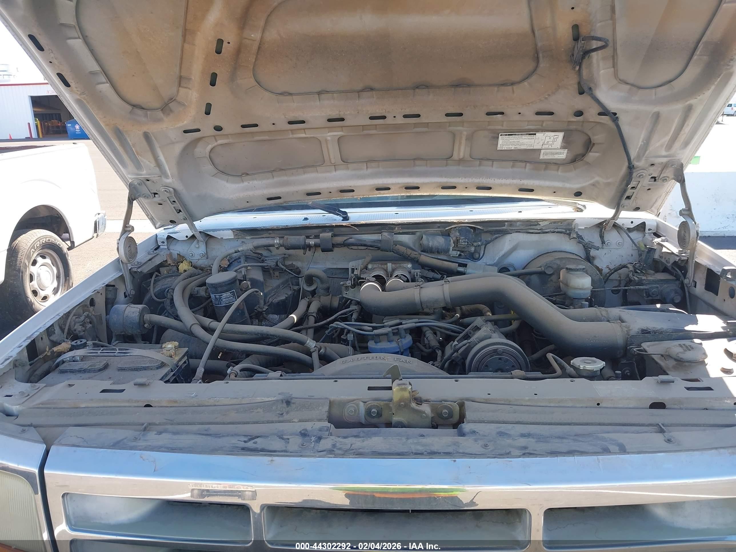 1993 Ford F250   White vin: 1FTHX25G2PKA15243