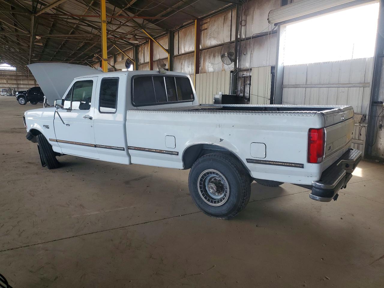 1993 Ford F250 White vin: 1FTHX25G4PKA81387