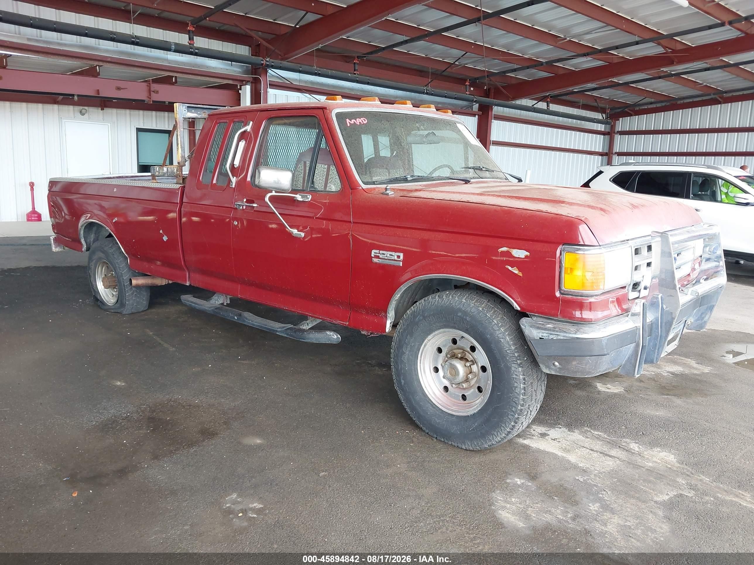 1988 Ford F250   Red vin: 1FTHX25G5JKA98898