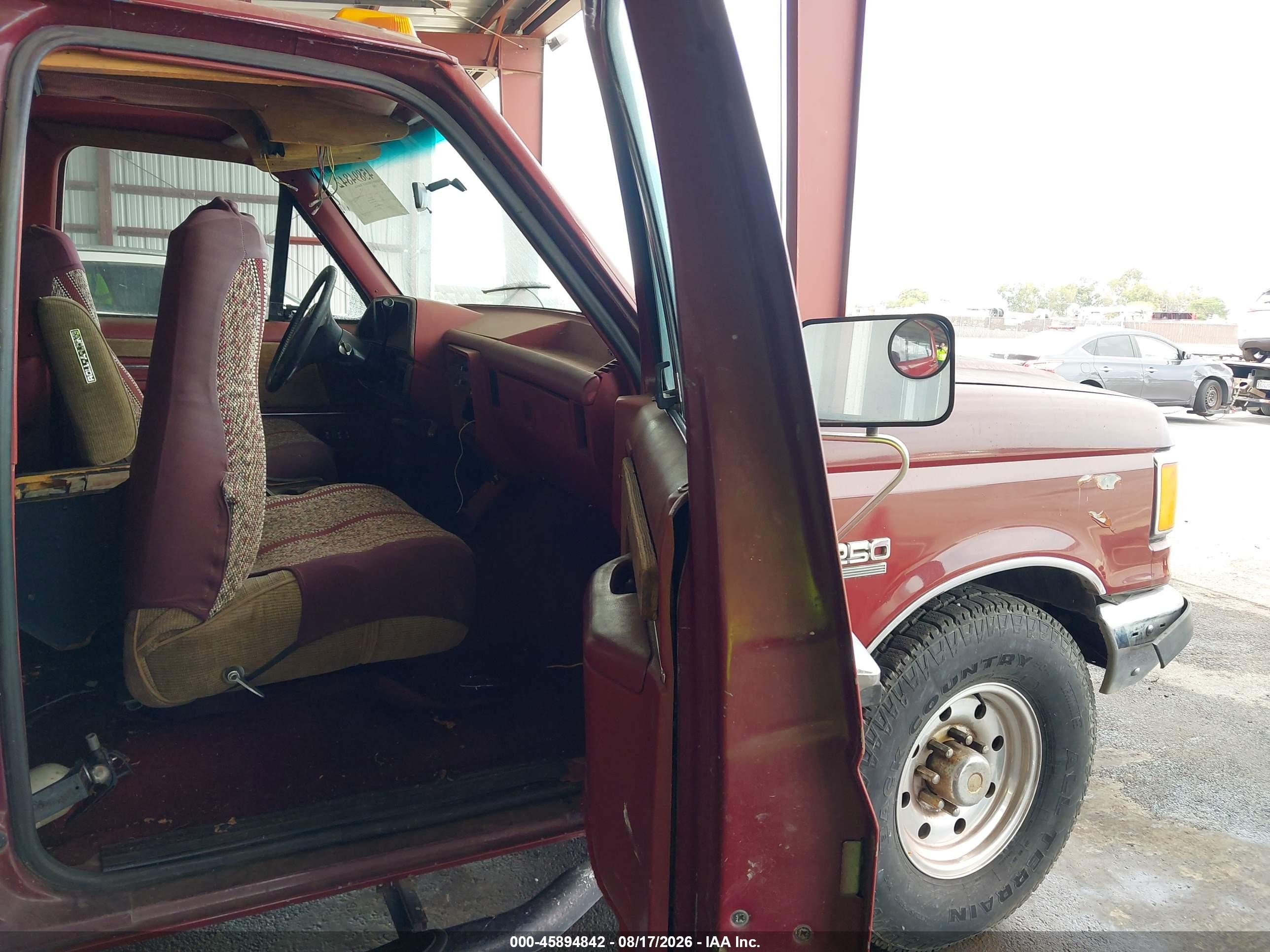 1988 Ford F250   Red vin: 1FTHX25G5JKA98898